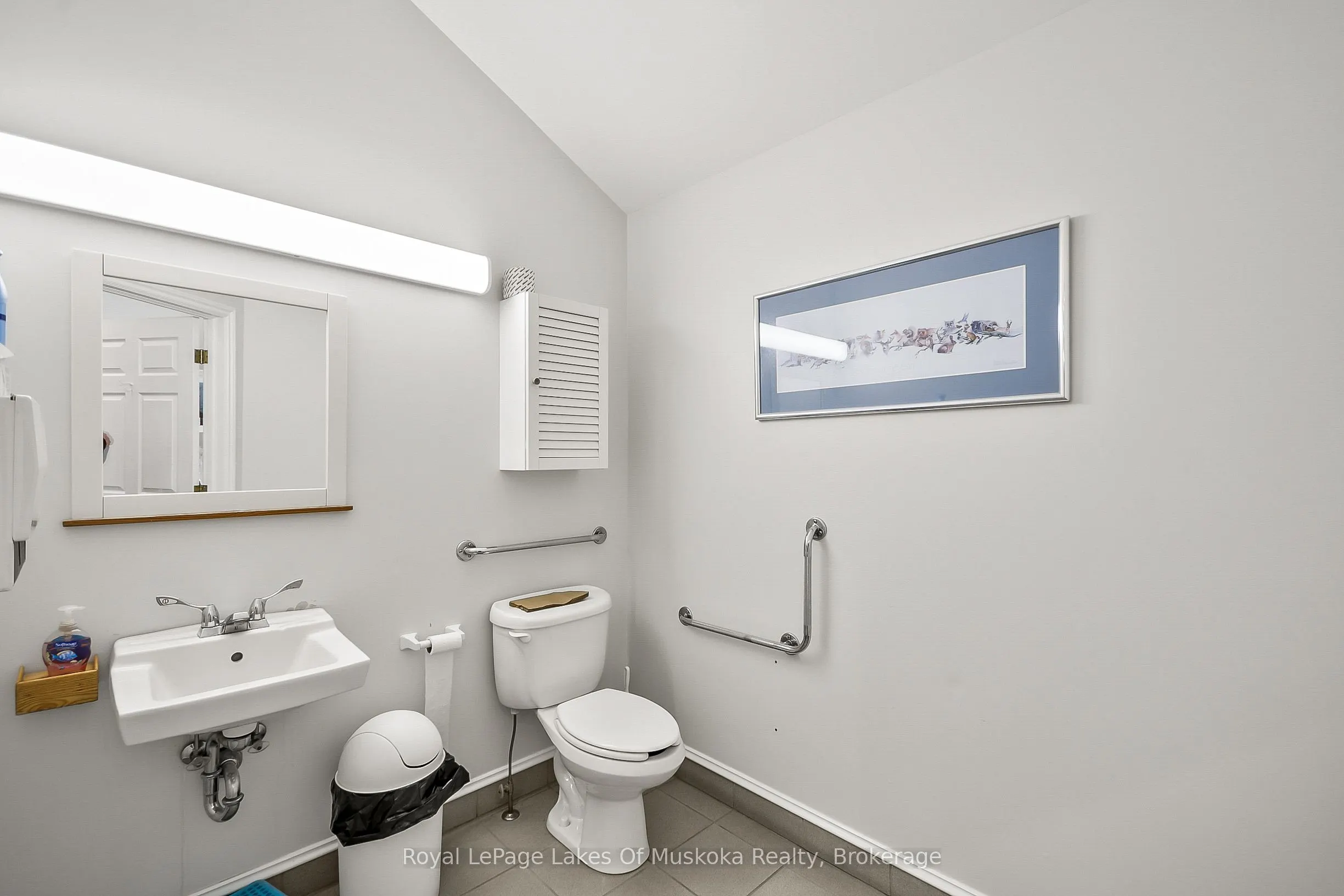 1008 South Monck Drive