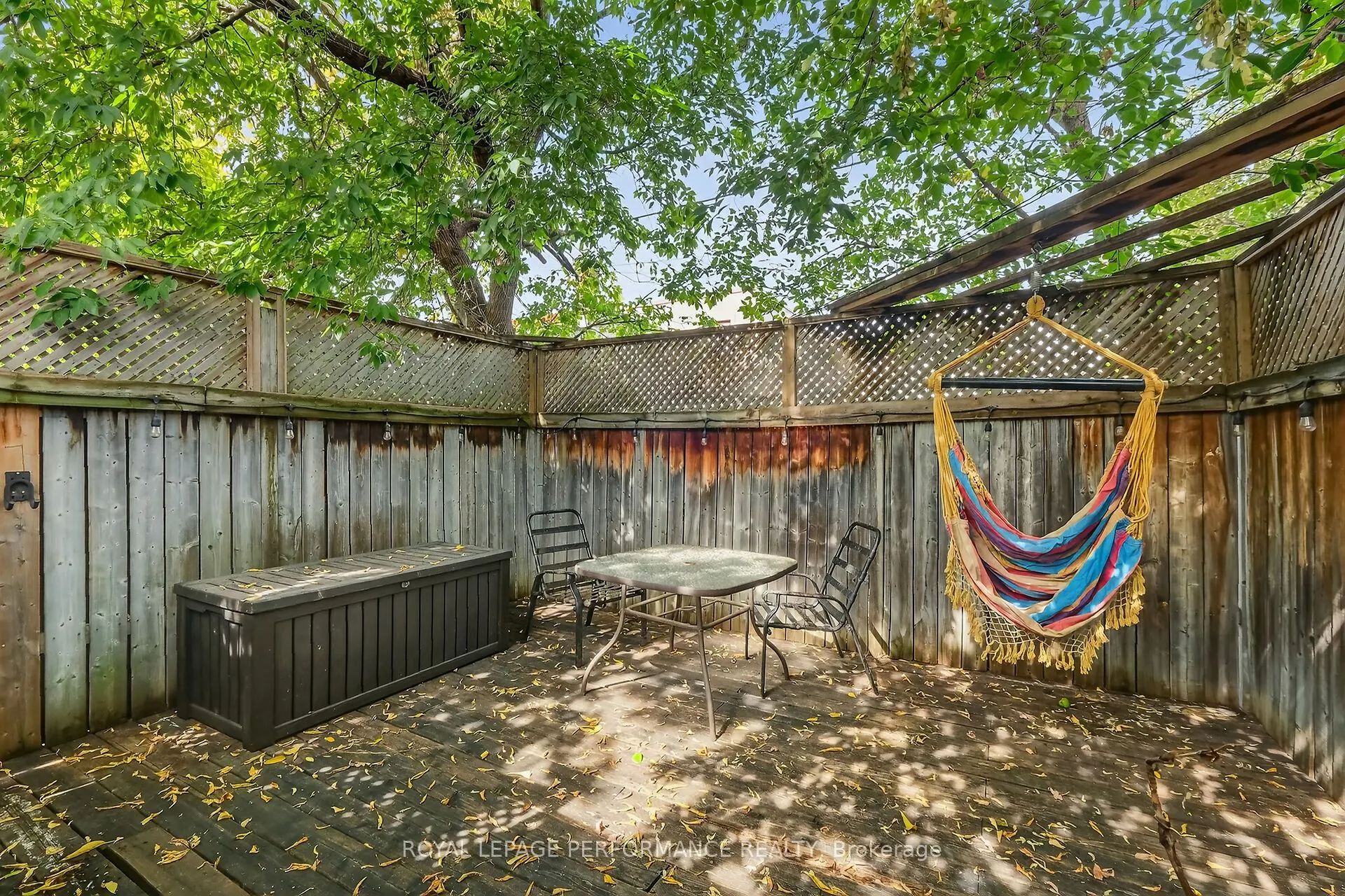261 Montfort Street