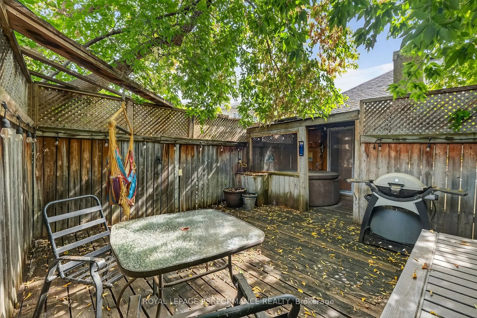 261 Montfort Street