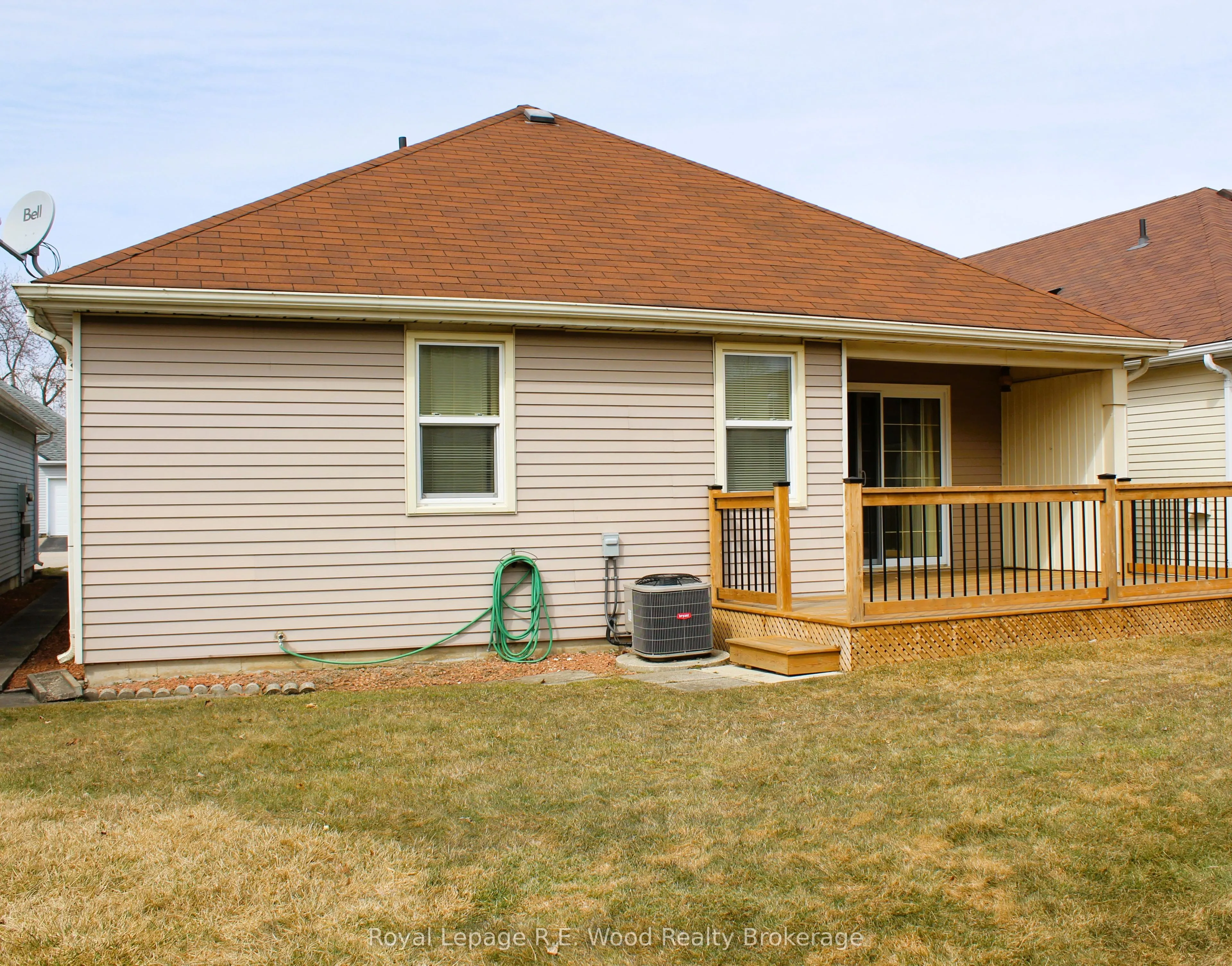 58 Hawkins Crescent