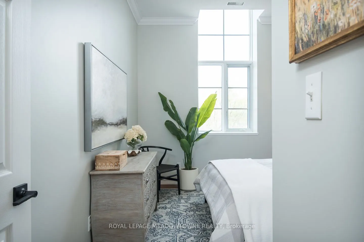 262 Dundas Street E, #318