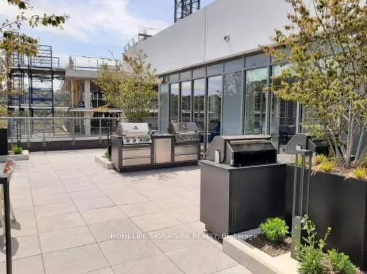 212 King William Street E, #1118