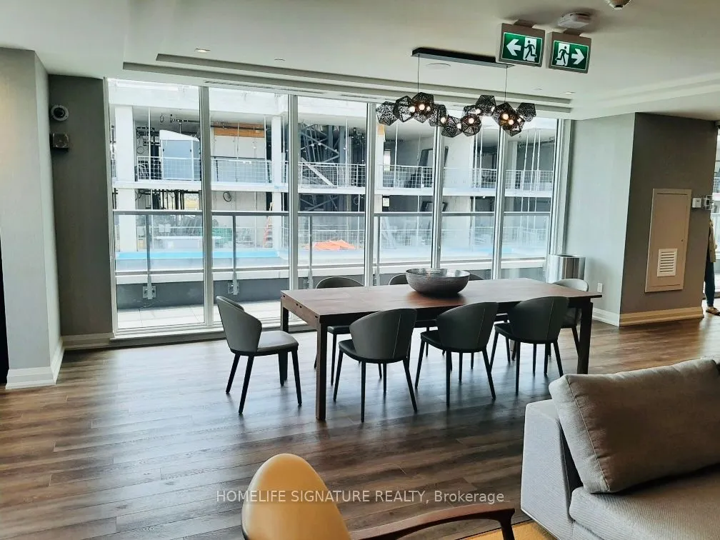 212 King William Street E, #1118