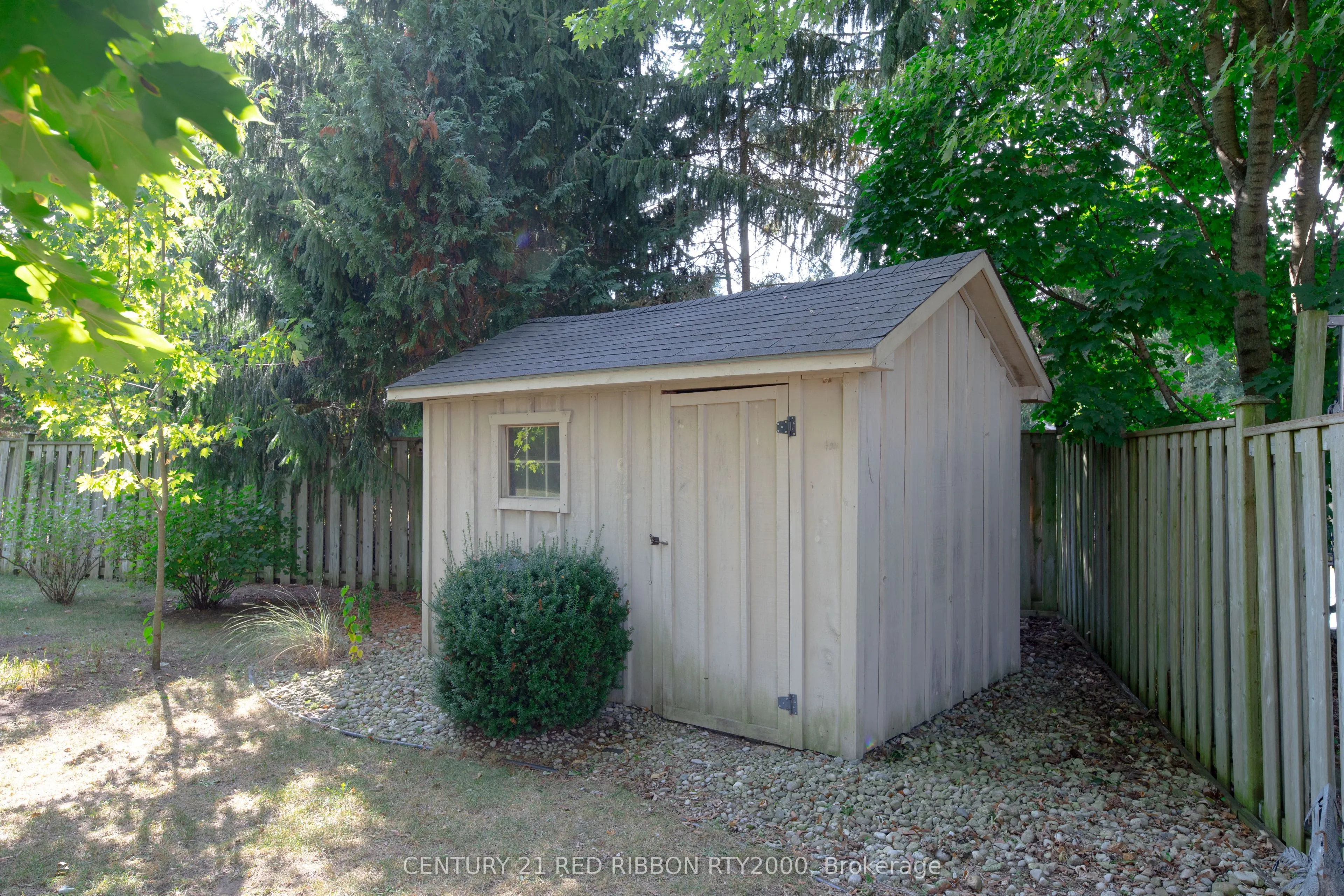 258 Deruiter Drive
