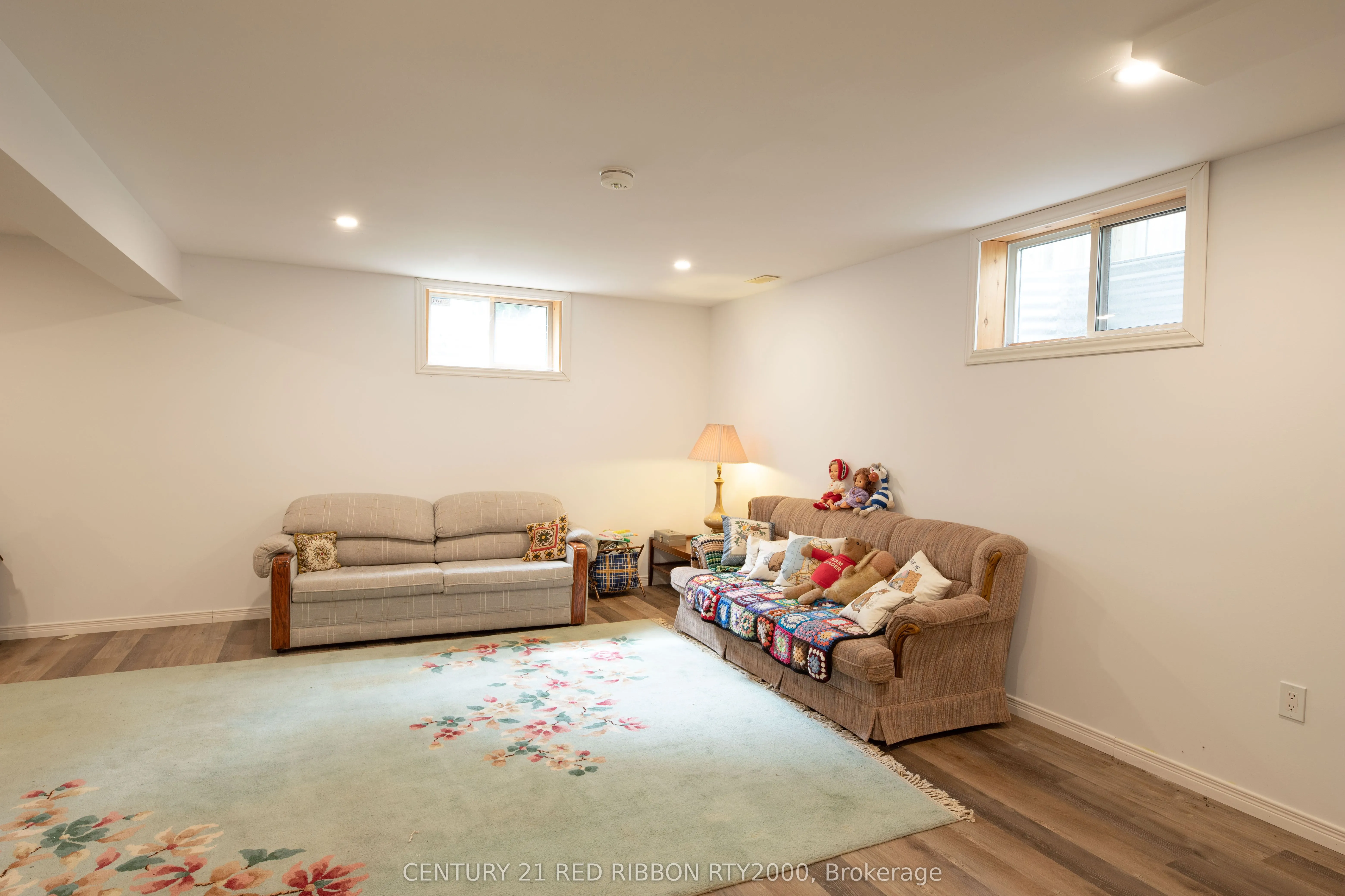 258 Deruiter Drive