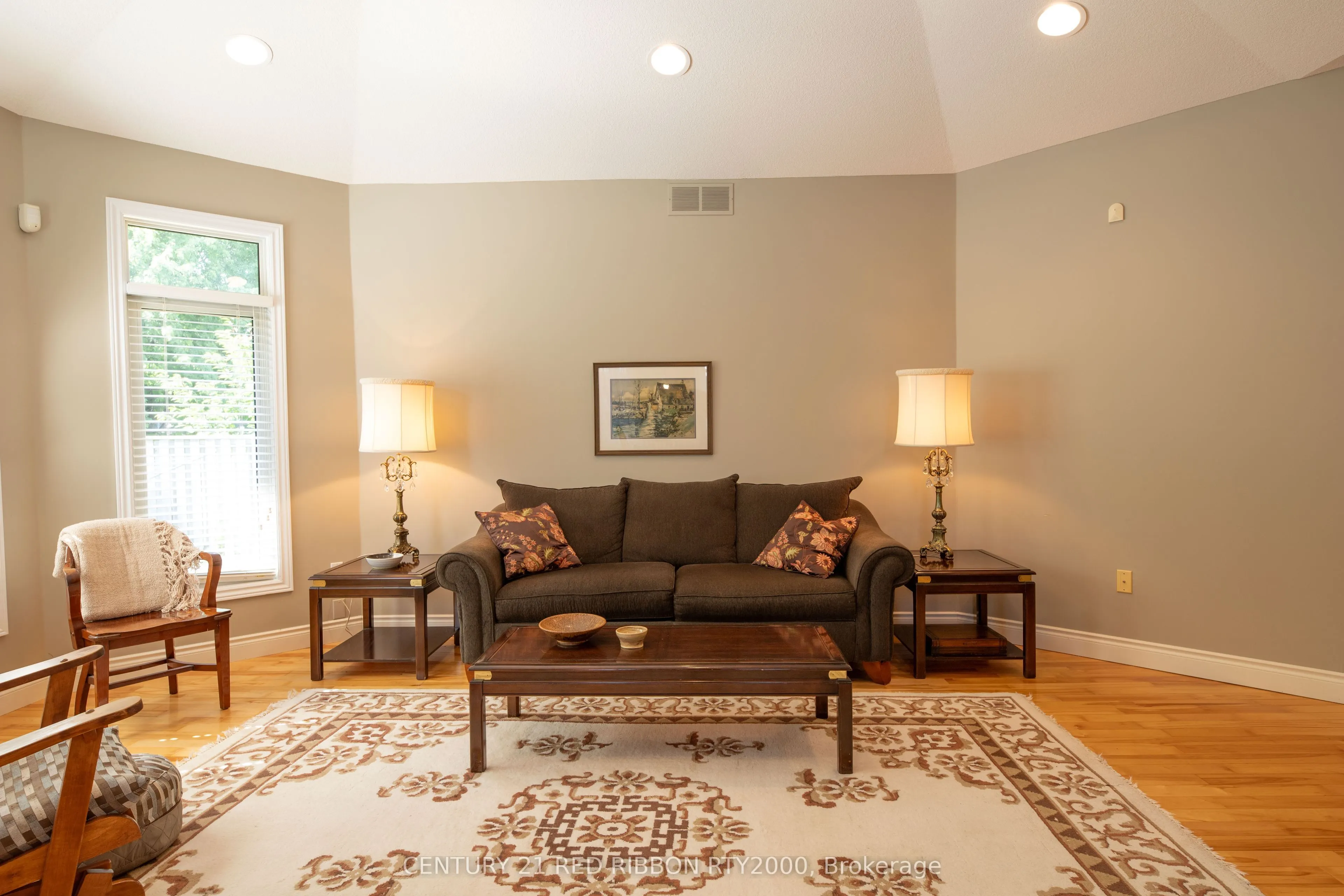 258 Deruiter Drive