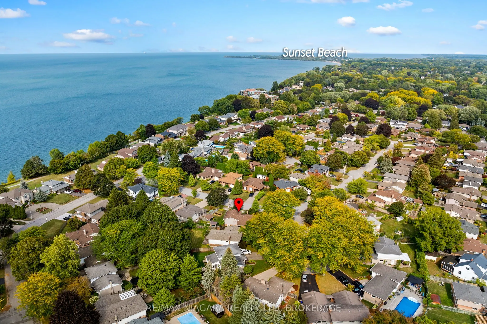 2 Bayridge Cove