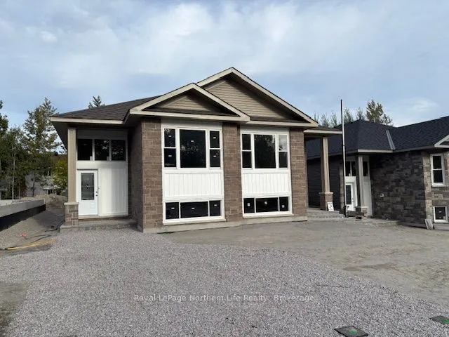 20 Meadow Wood Court N