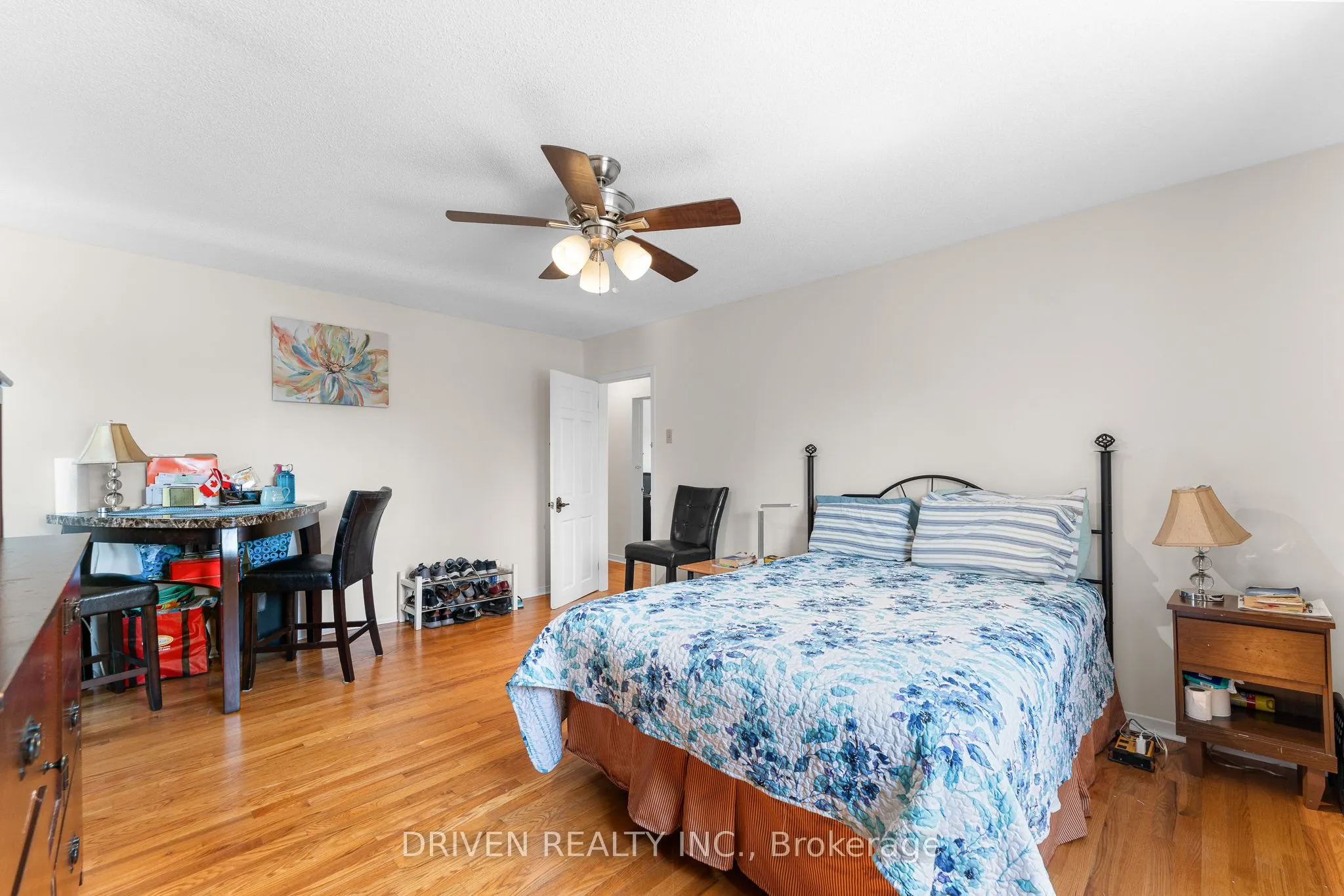 876 Pinecrest Road
