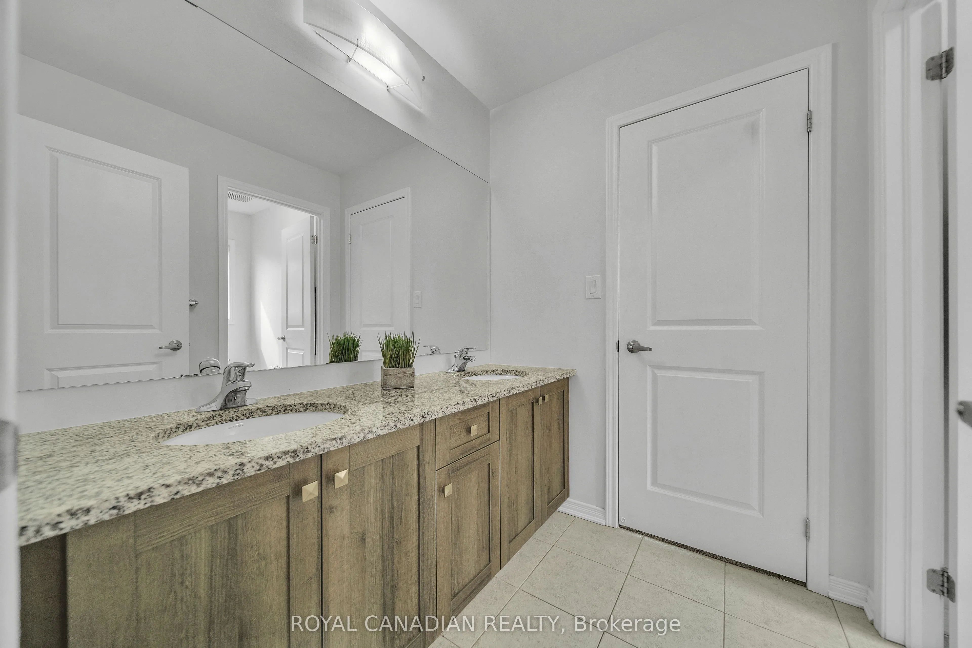237 Kinsman Drive