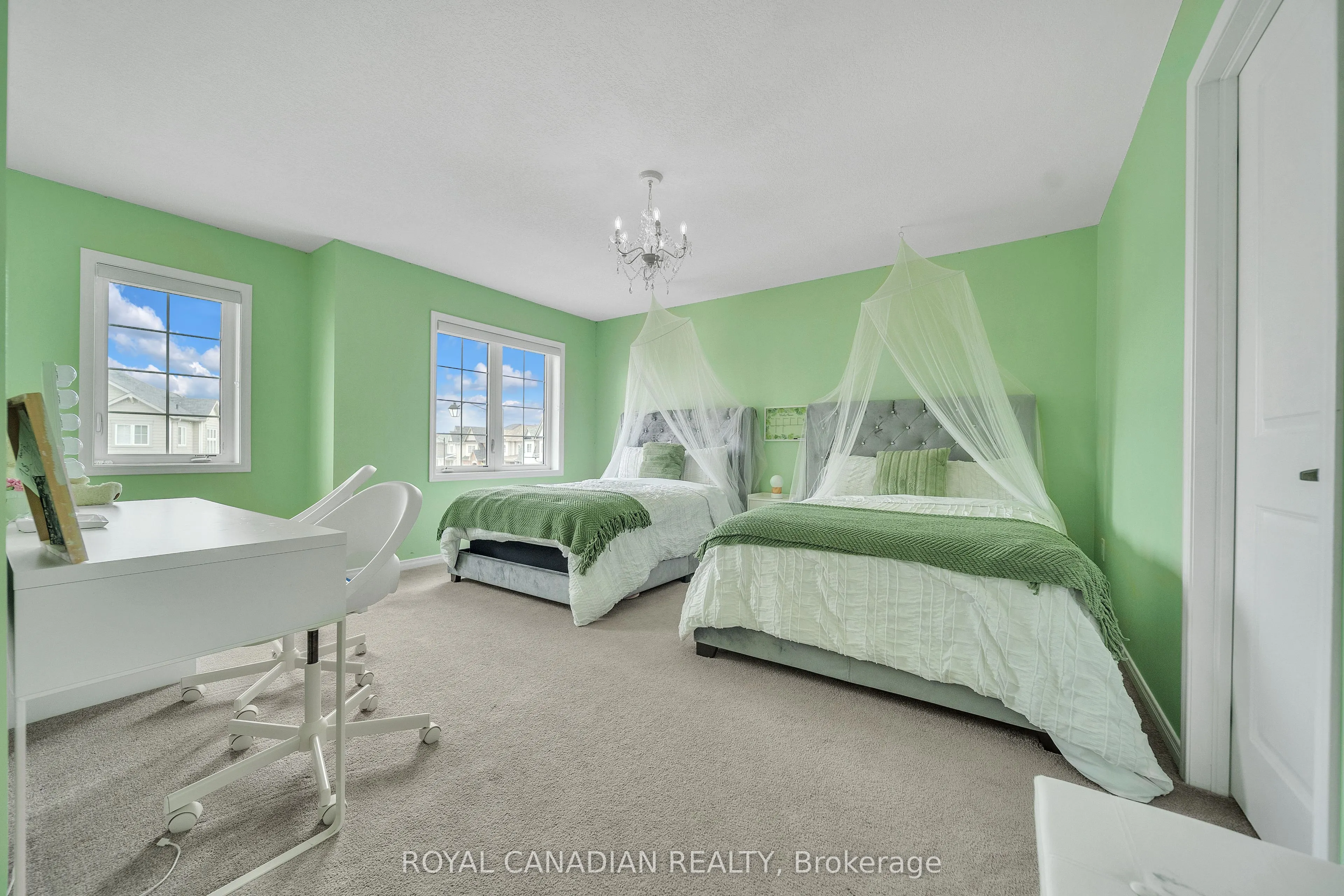 237 Kinsman Drive