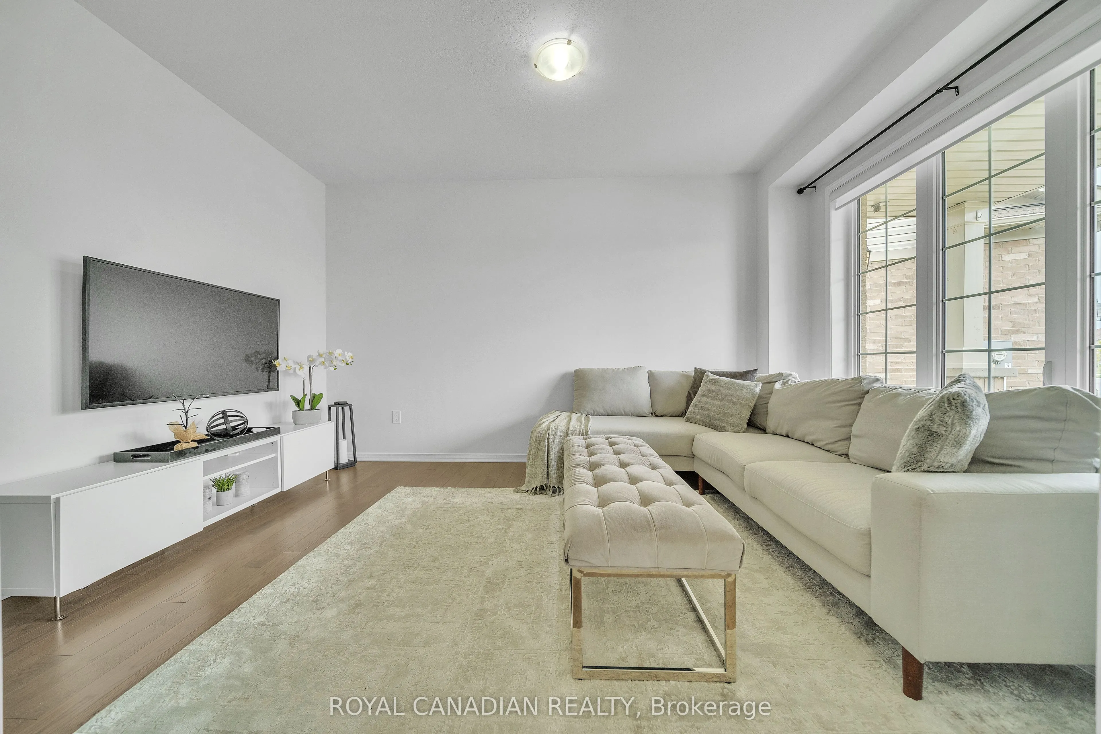 237 Kinsman Drive