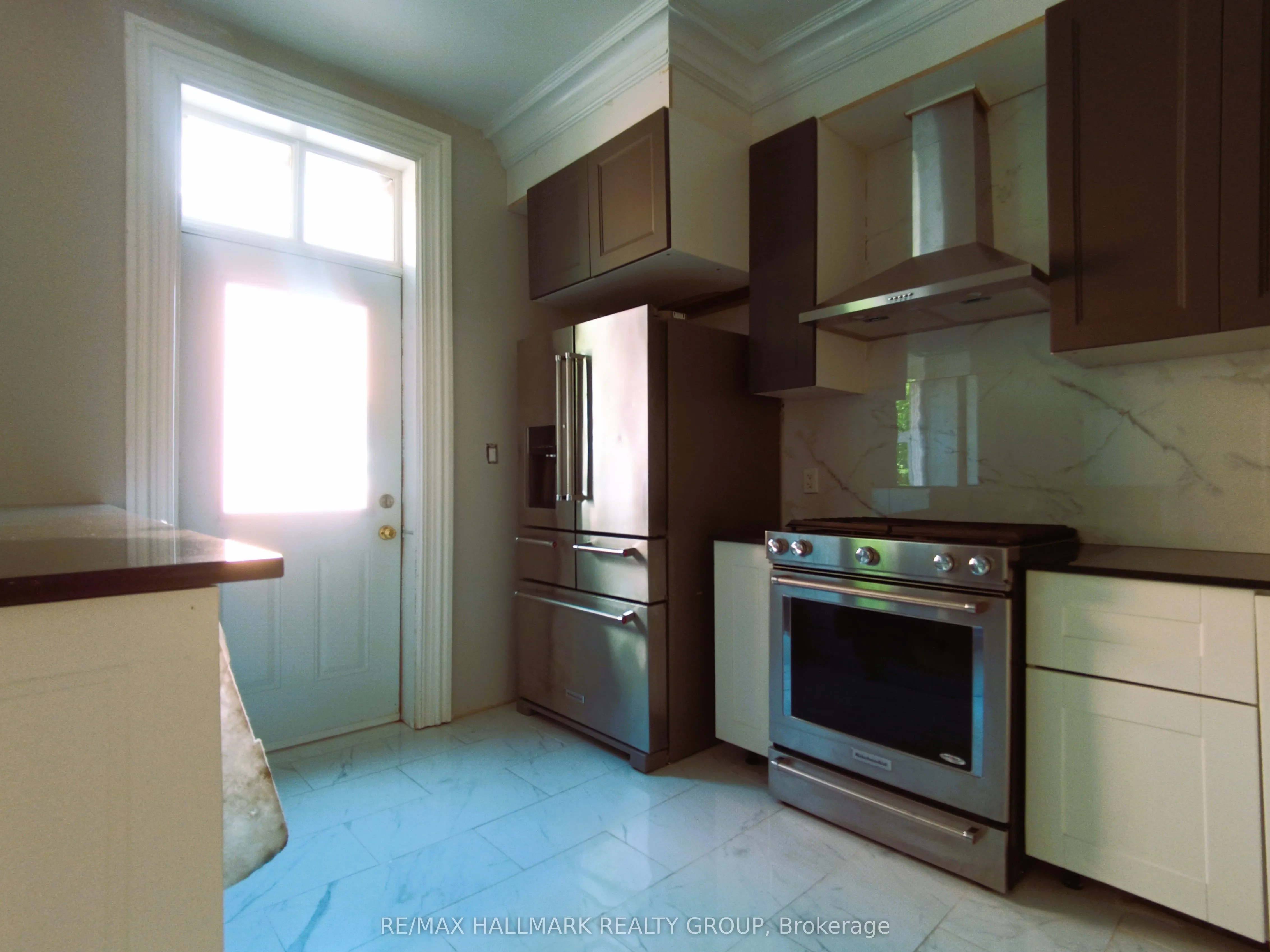 460 Wilbrod Street, #1
