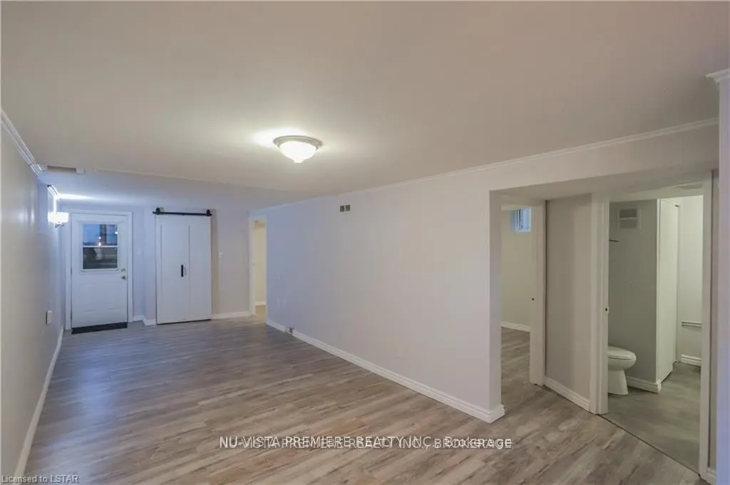 132 Wharncliffe Road N, #Lower