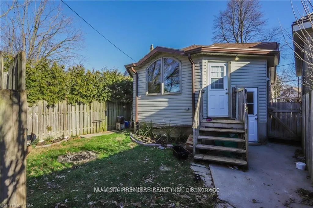 132 Wharncliffe Road N, #Lower