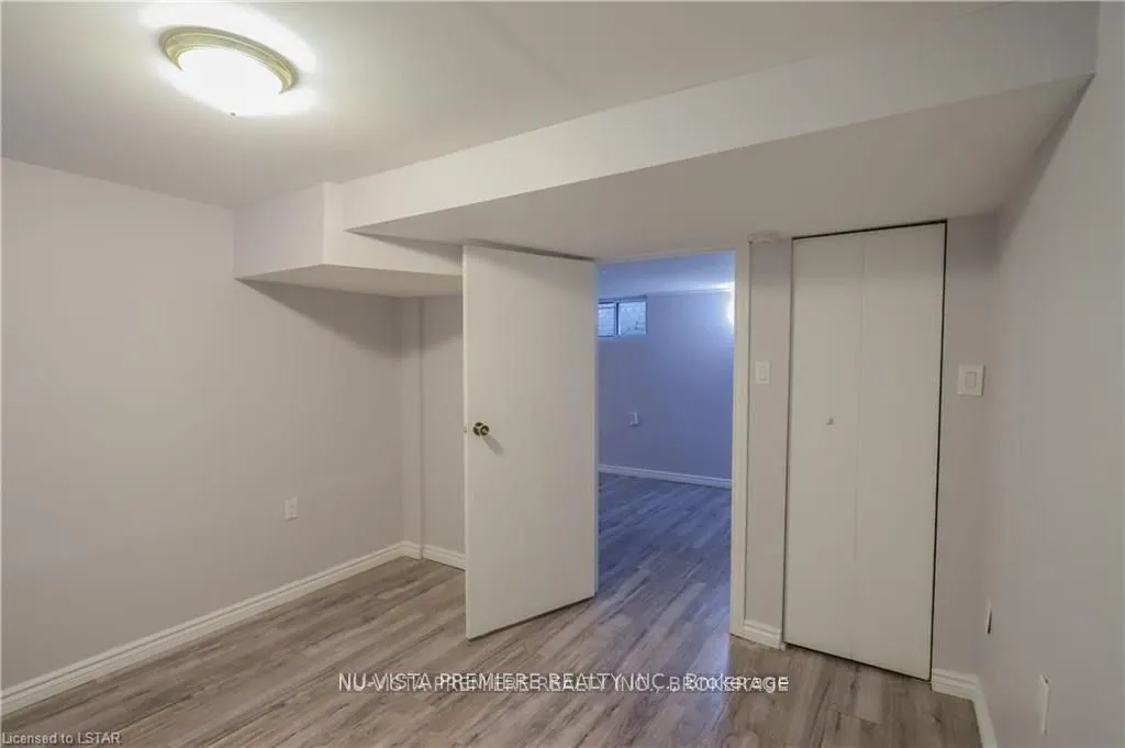 132 Wharncliffe Road N, #Lower