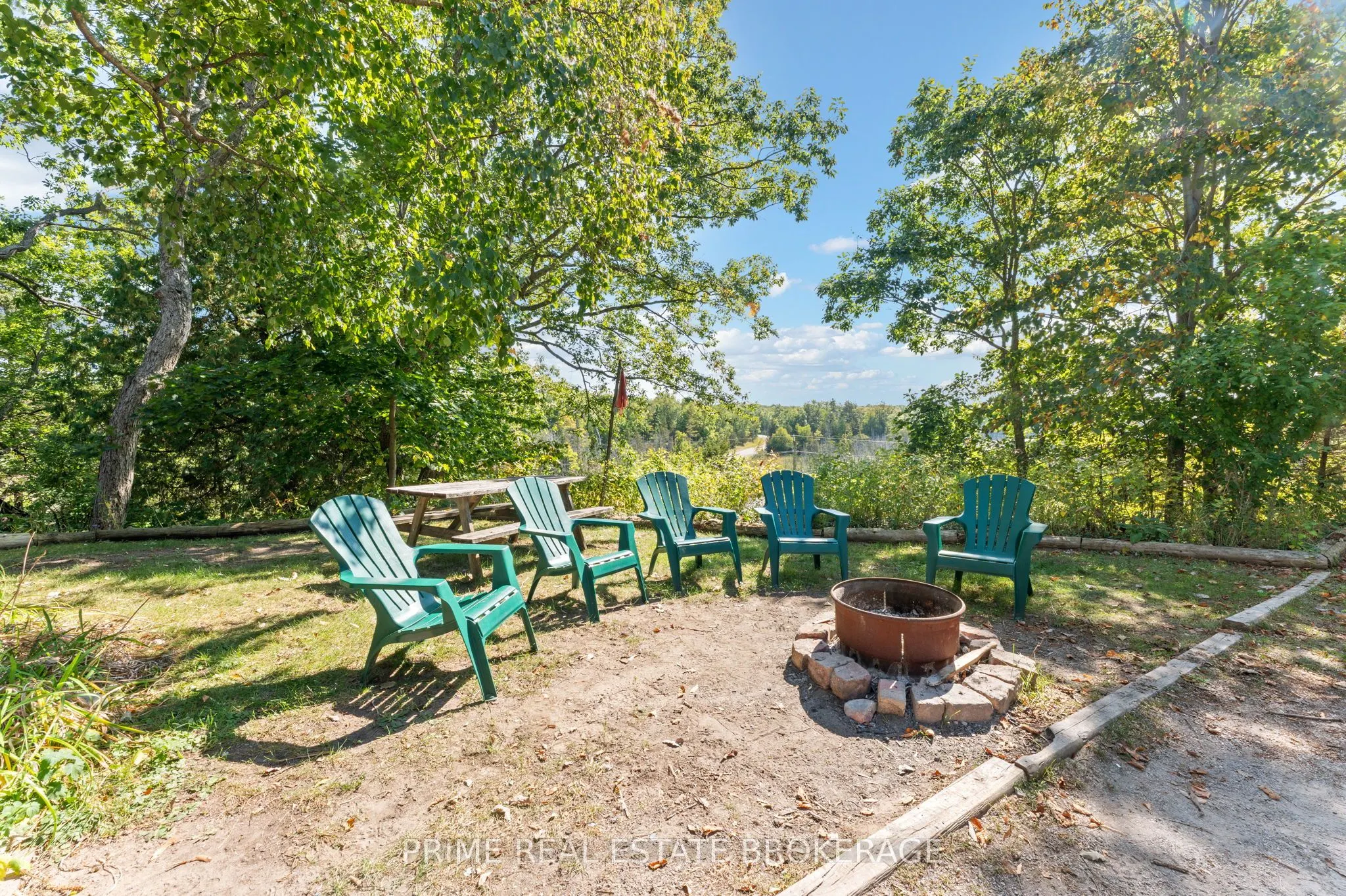 7166 Outer Drive