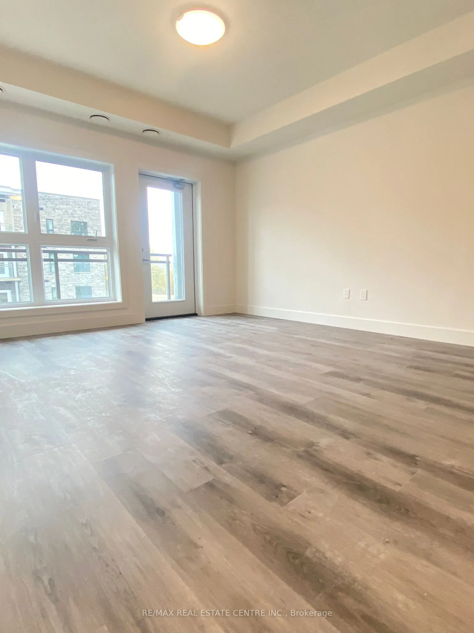 1201 Lackner Place, #301