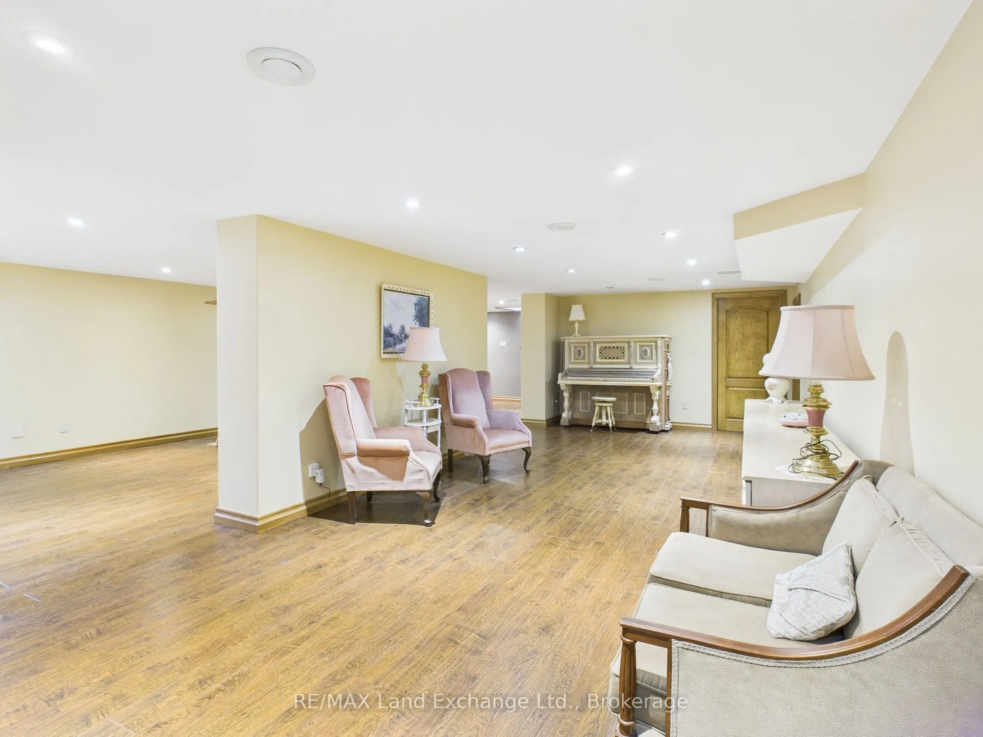 203 Campbell Crescent