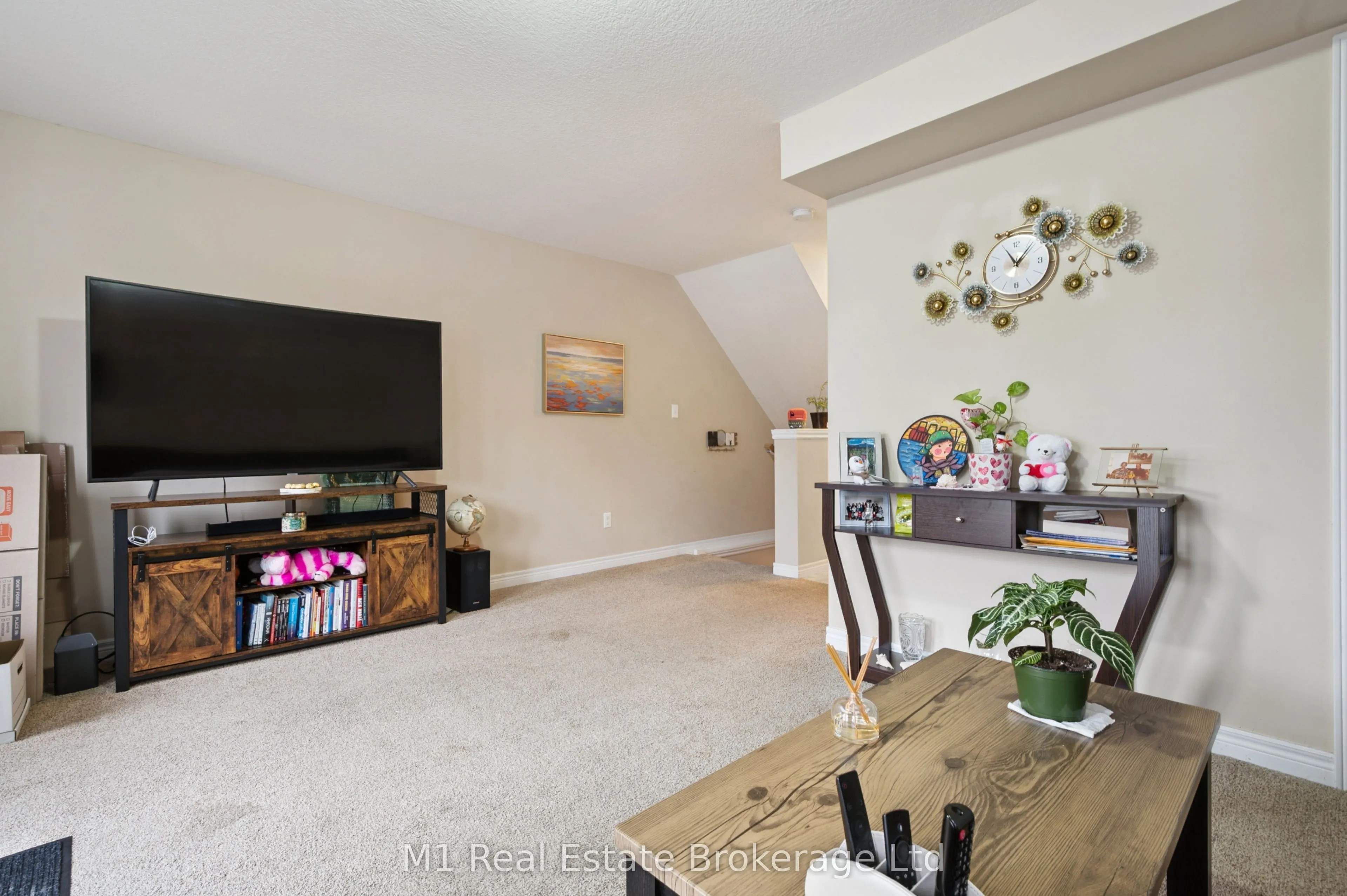 626A Woodlawn Road E, #164