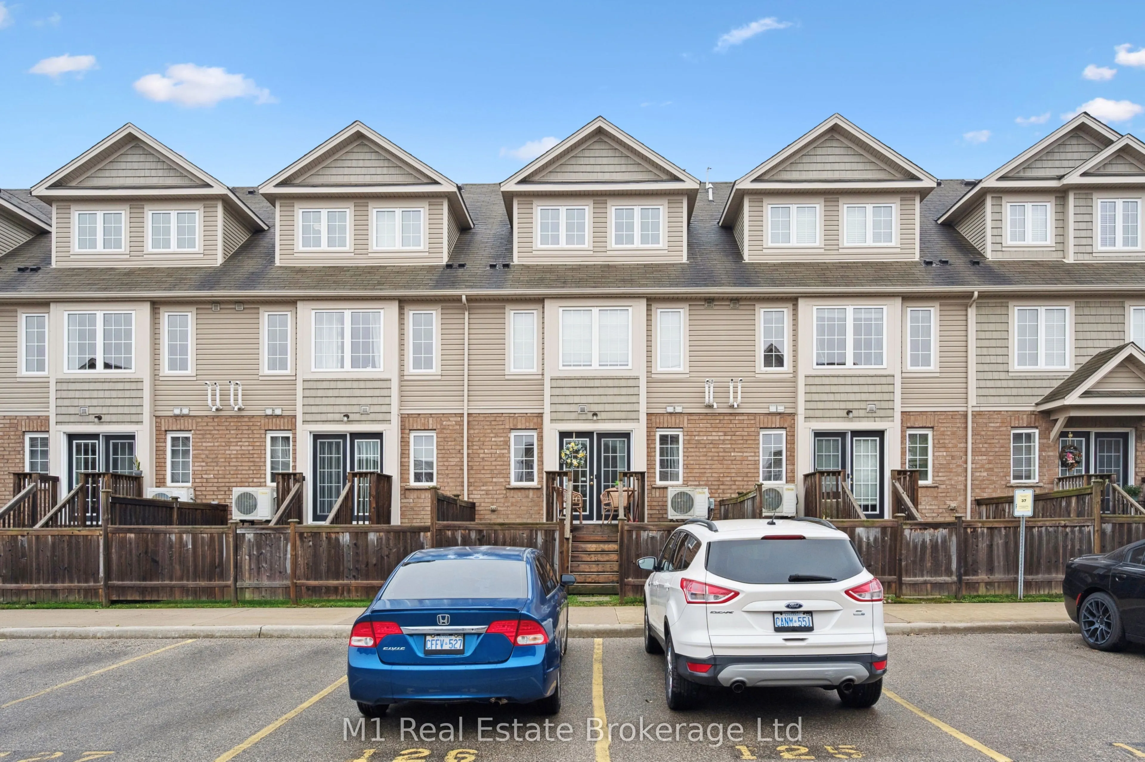 626A Woodlawn Road E, #164