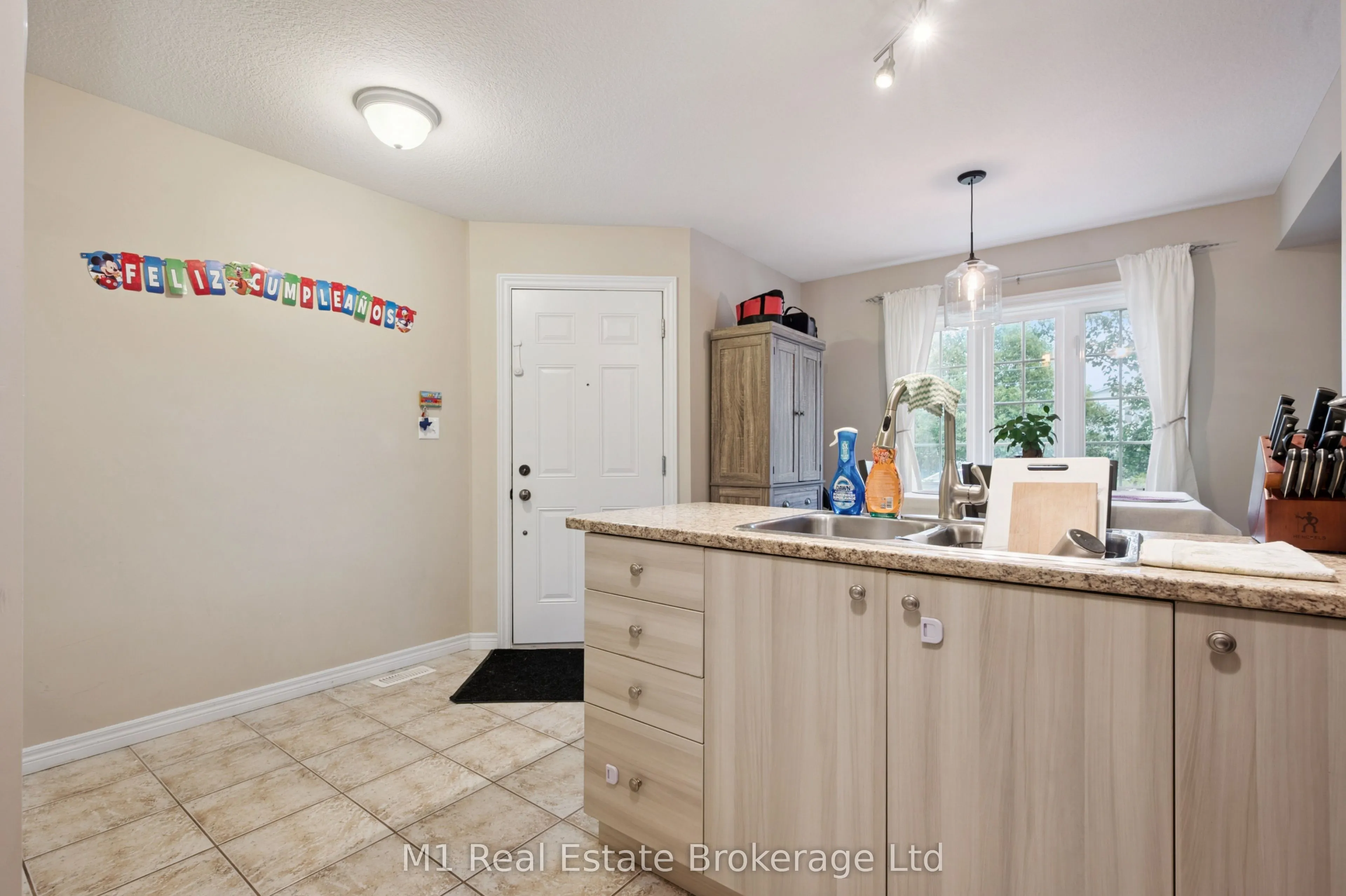 626A Woodlawn Road E, #164
