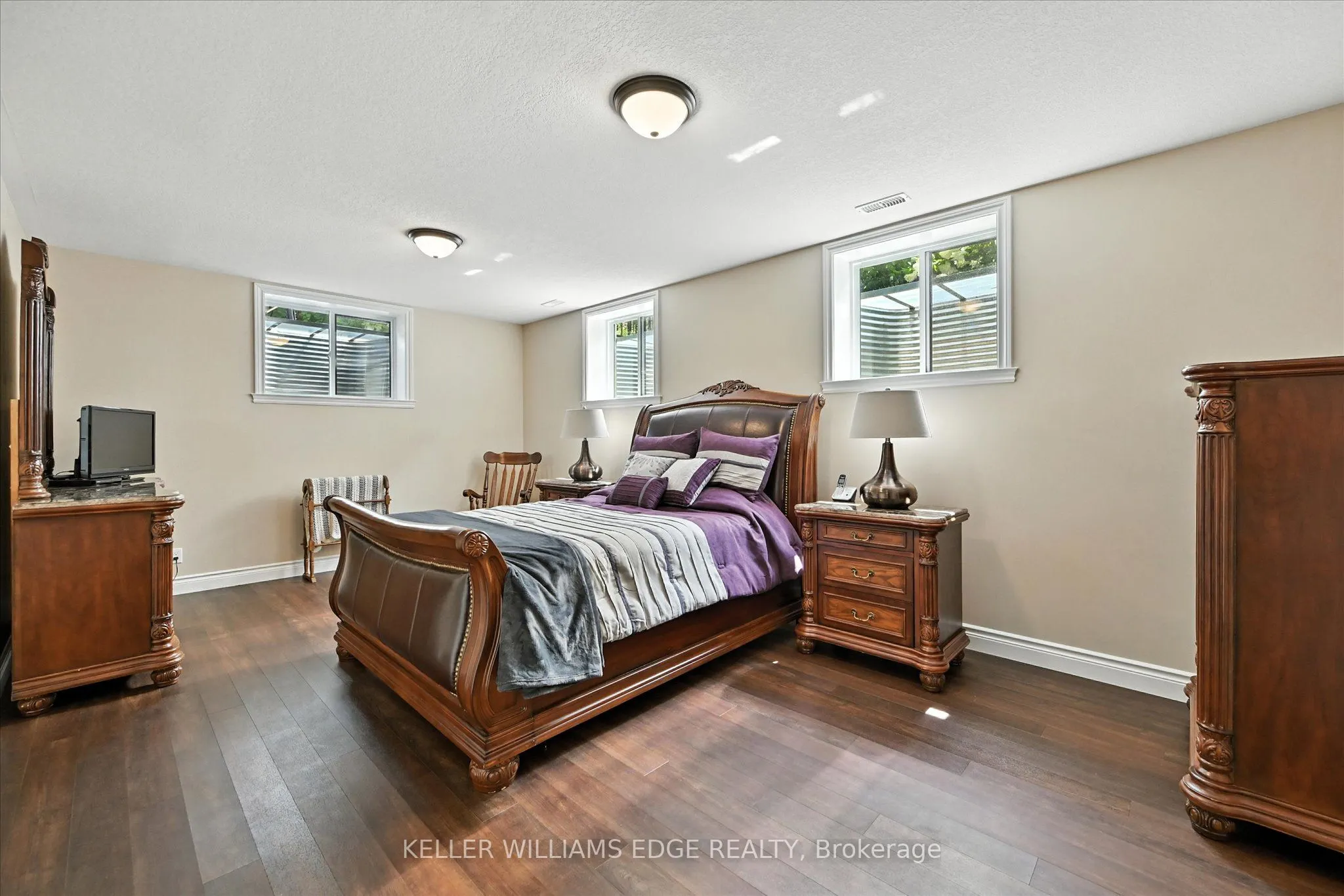 144 Newport Lane