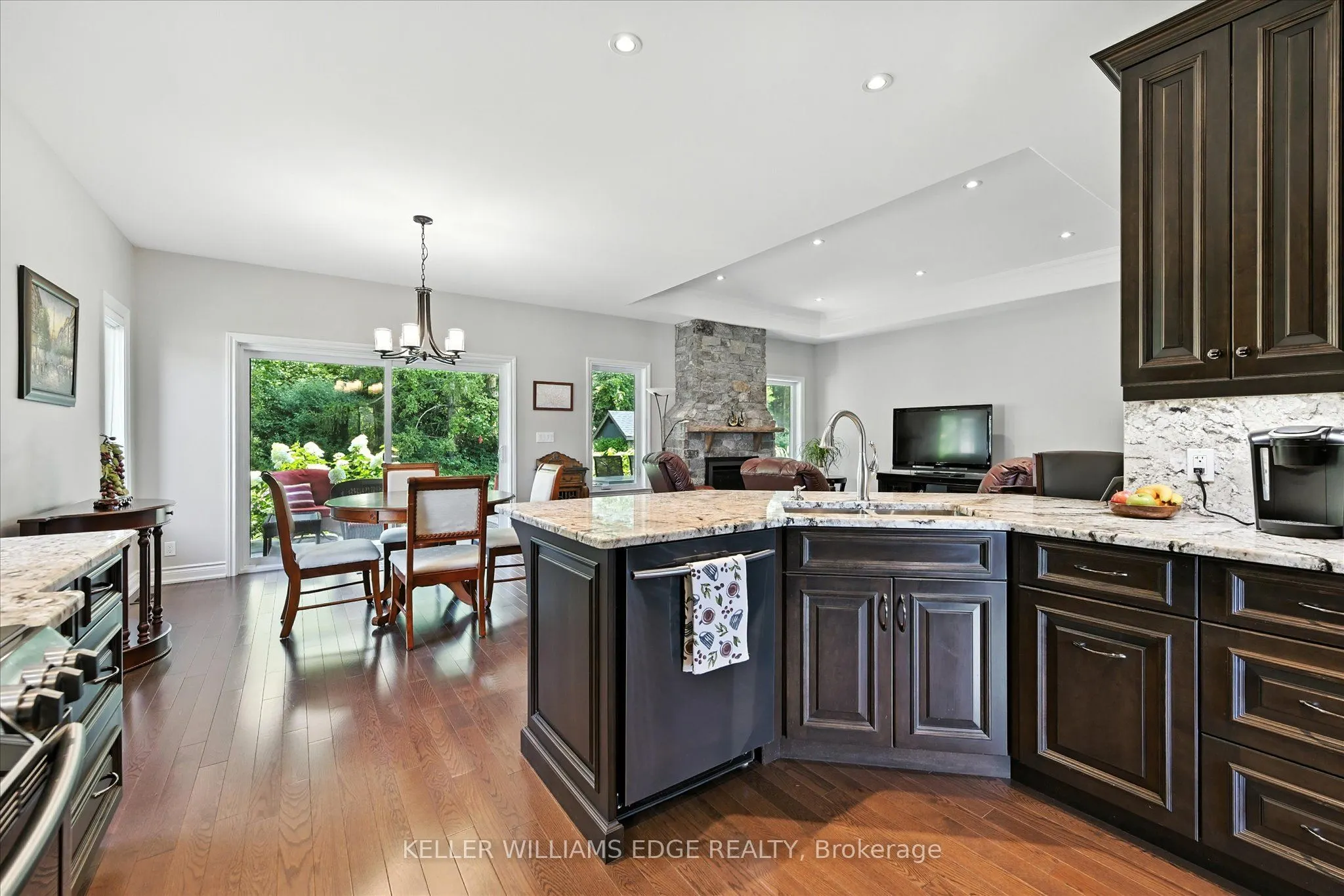 144 Newport Lane