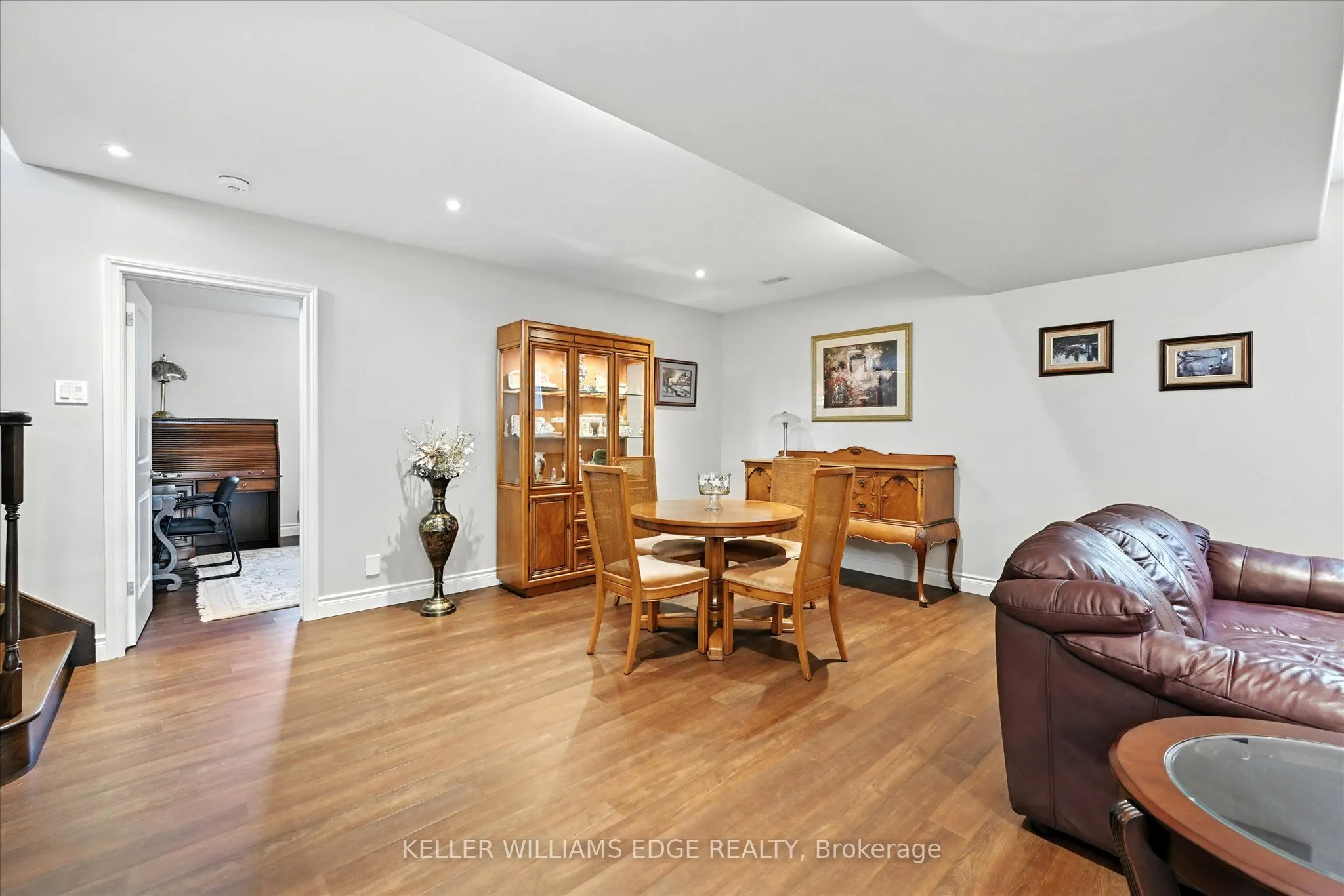 144 Newport Lane