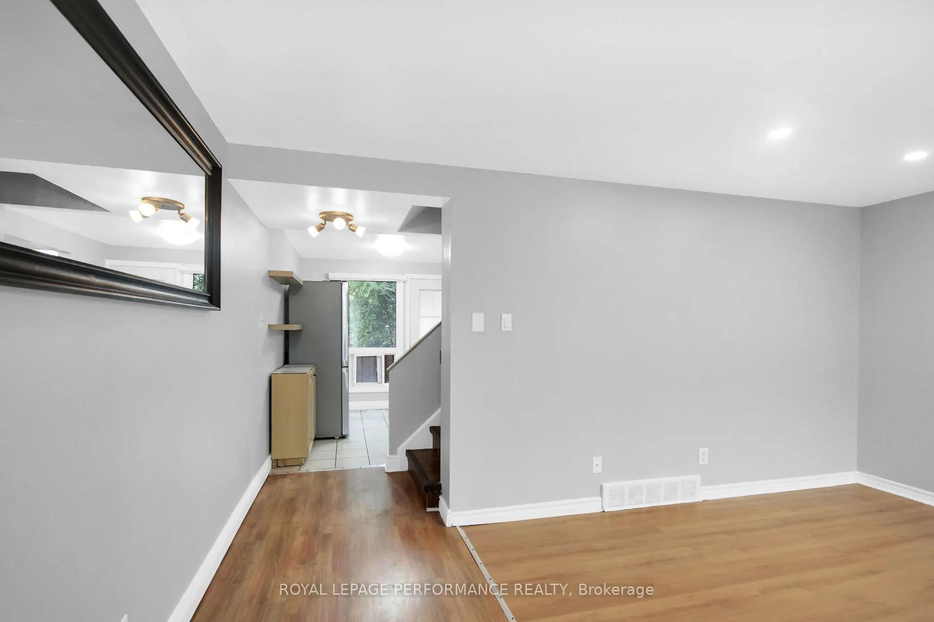 360 Woodfield Drive, #21