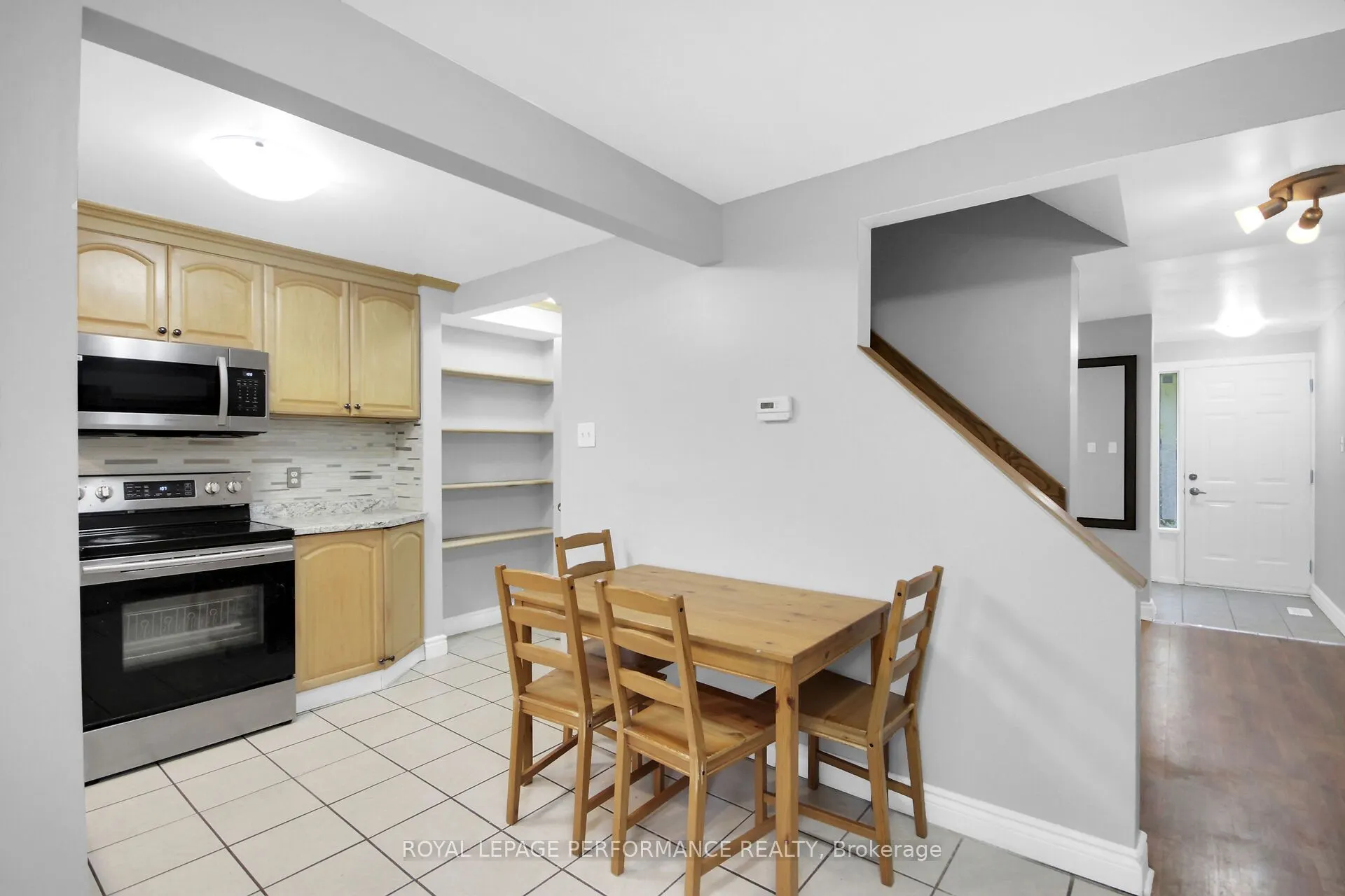 360 Woodfield Drive, #21