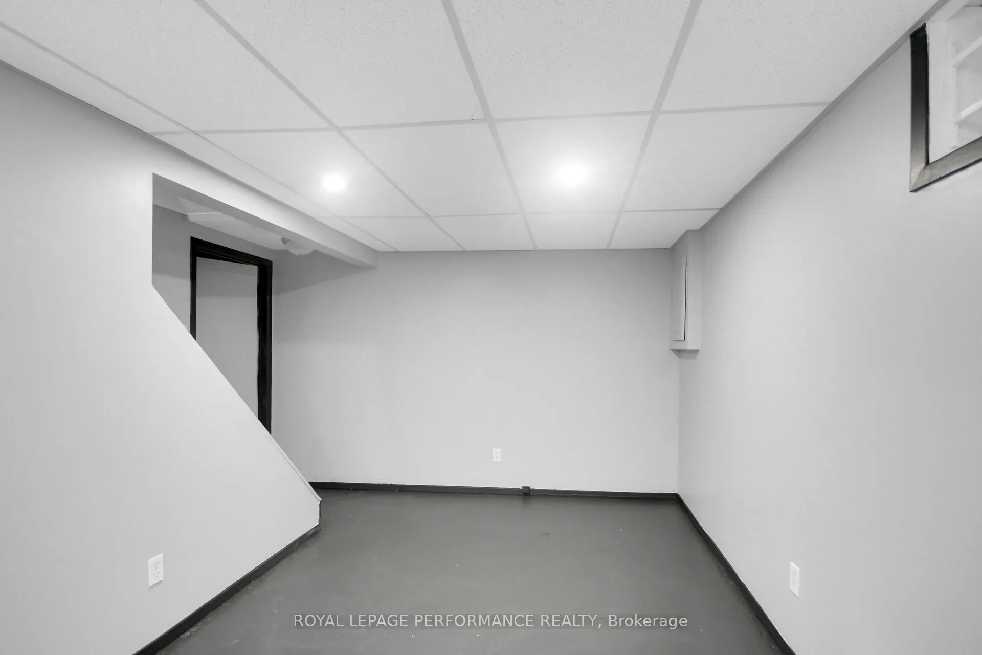 360 Woodfield Drive, #21