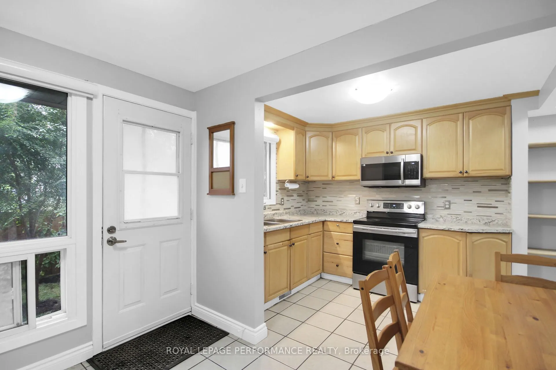 360 Woodfield Drive, #21
