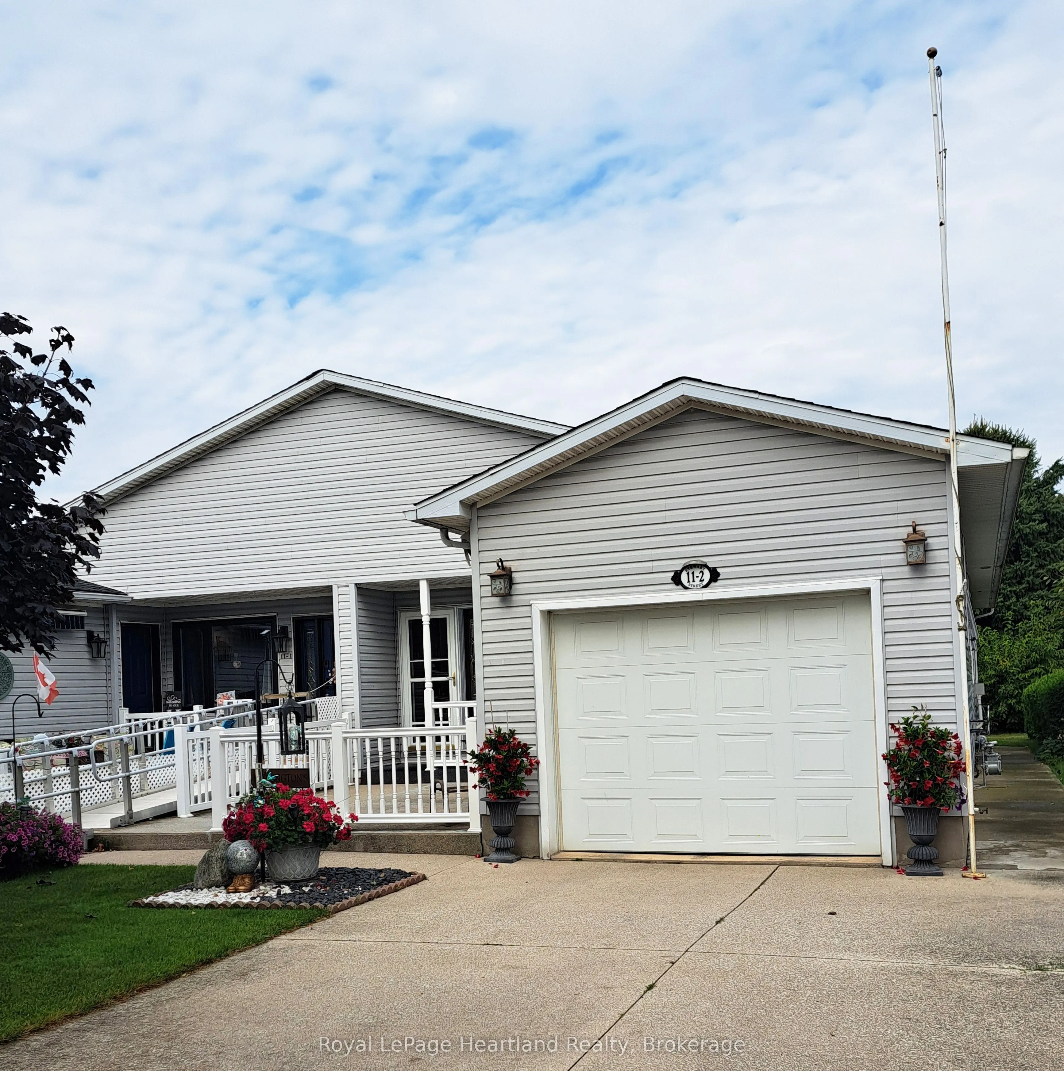 11 STEWART Street, #2