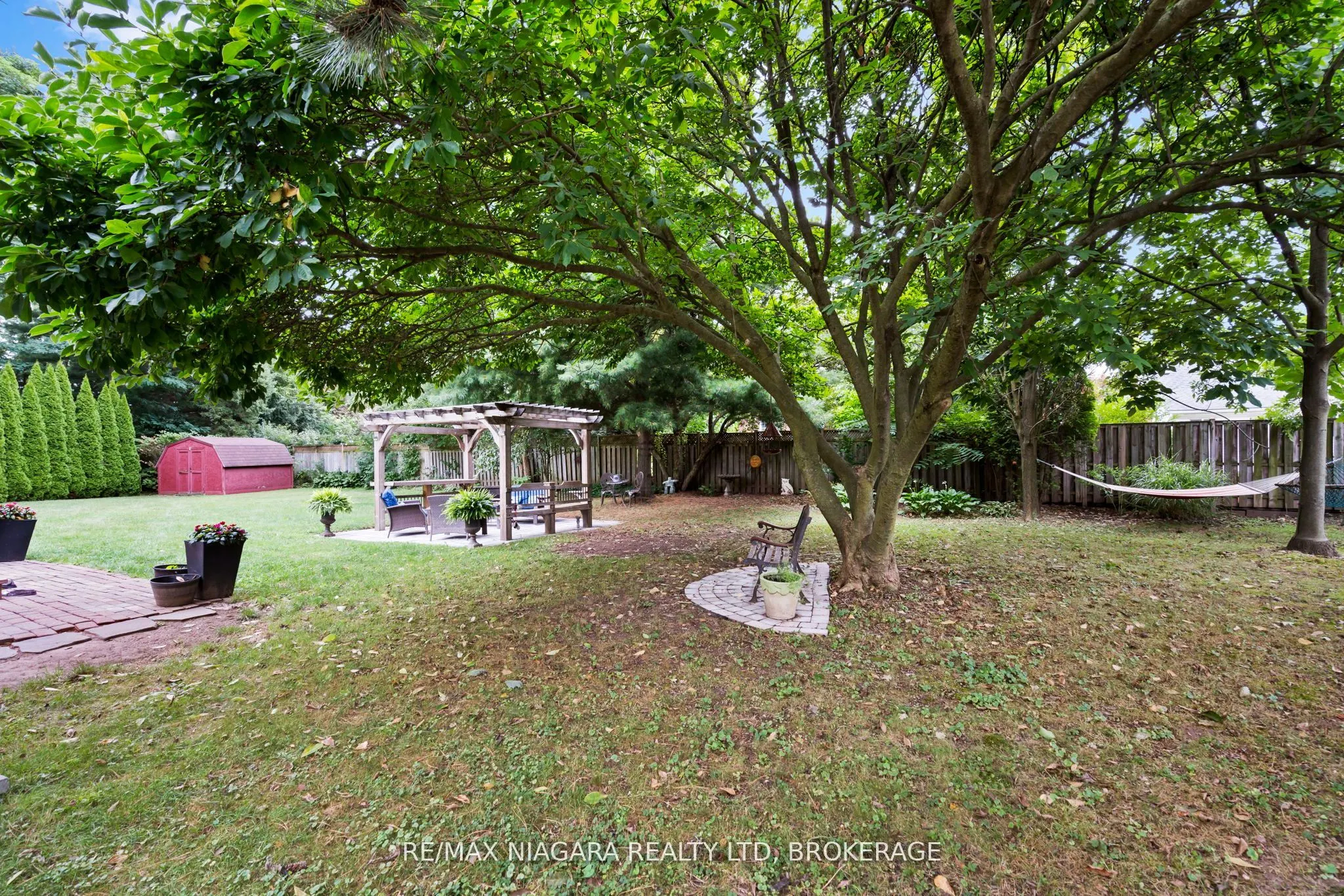 3416 Sheppard Crescent