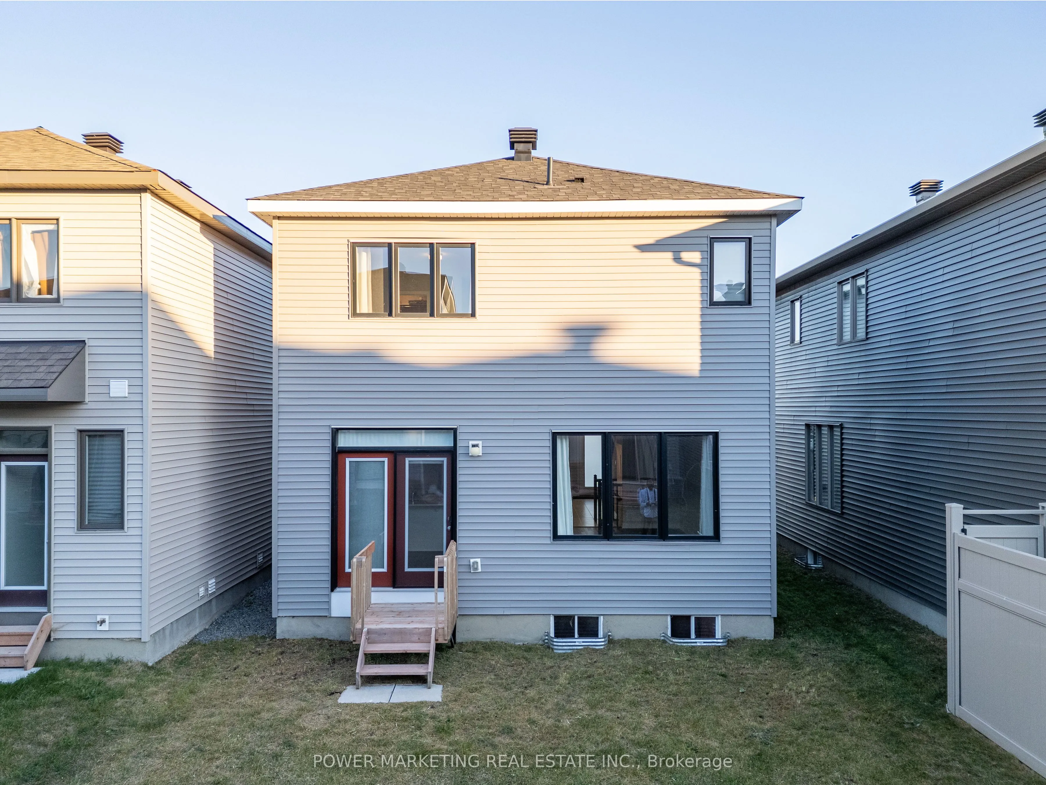 1017 Curraglass Walk