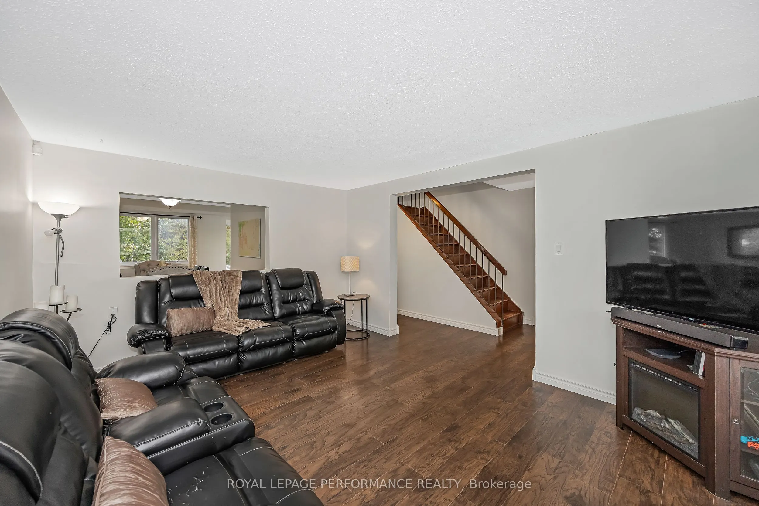 461 Duvernay Drive