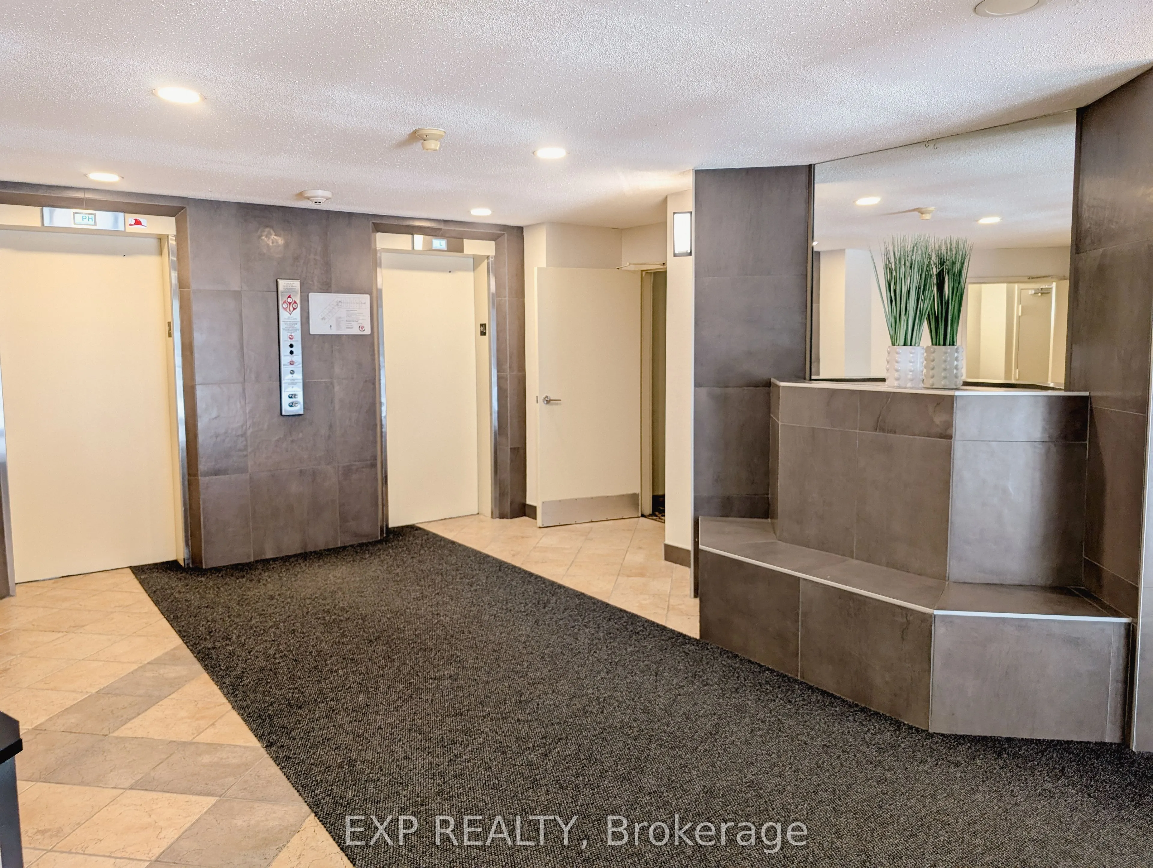 1300 Richmond Road, #407
