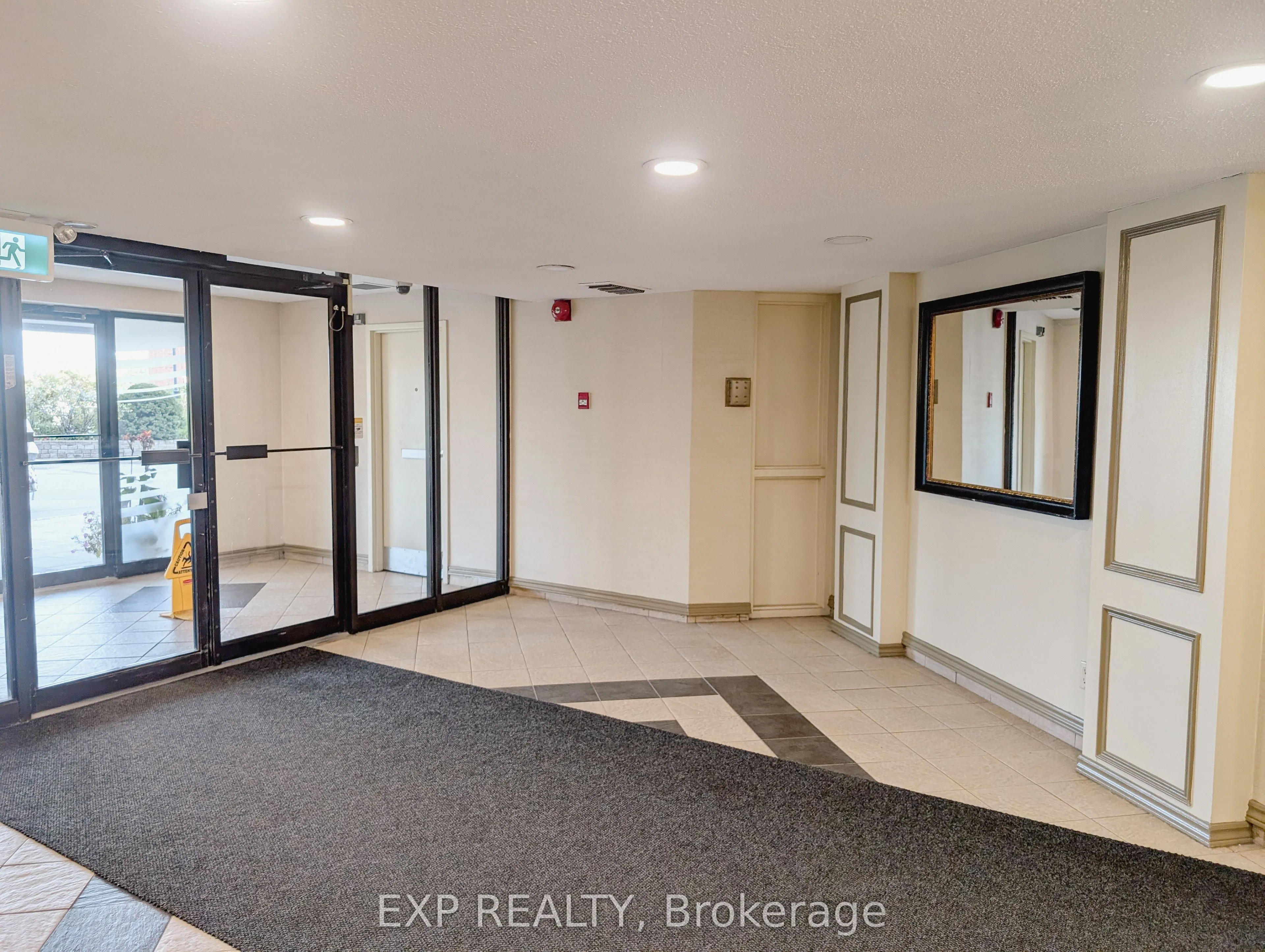 1300 Richmond Road, #407