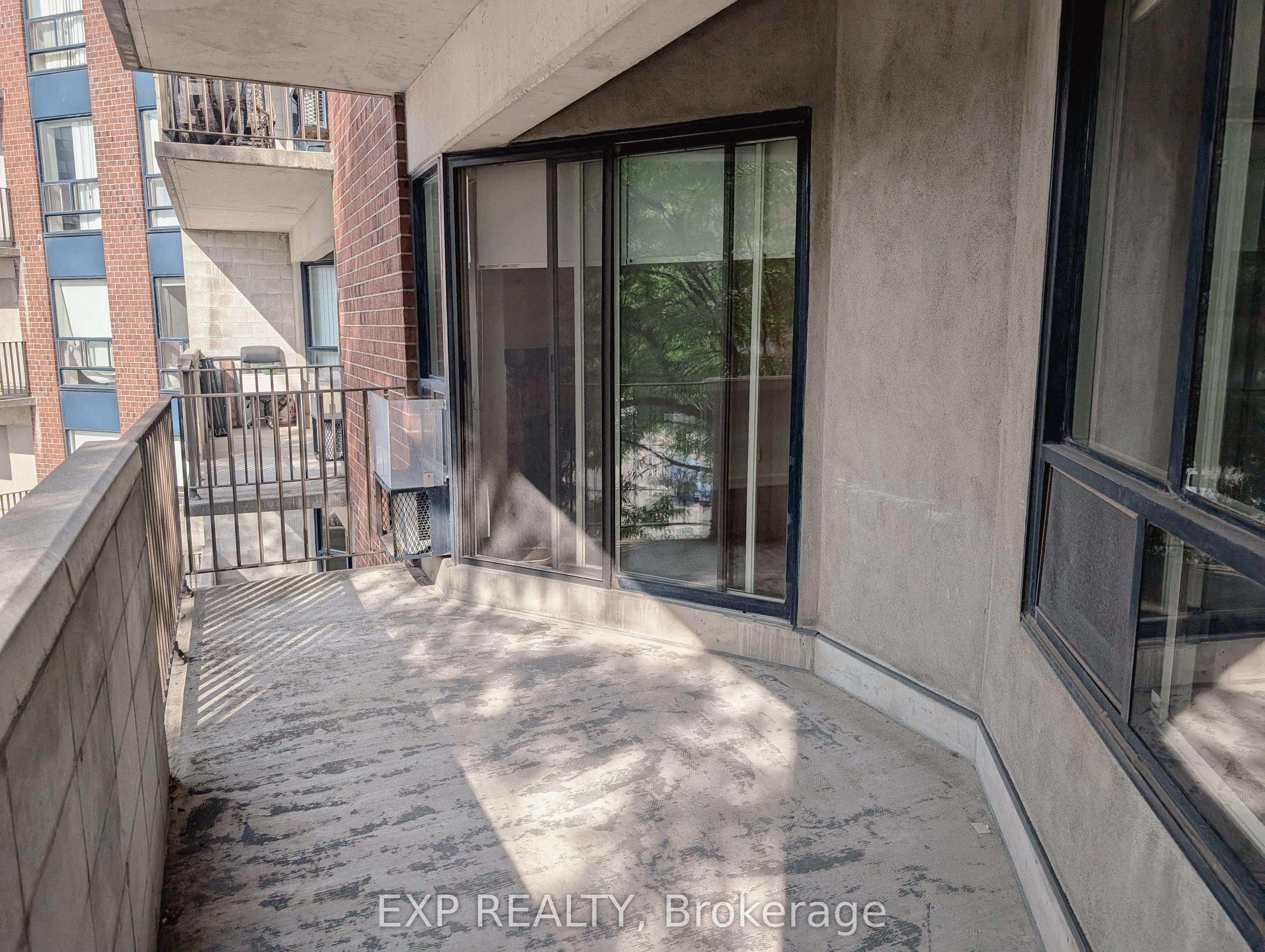 1300 Richmond Road, #407