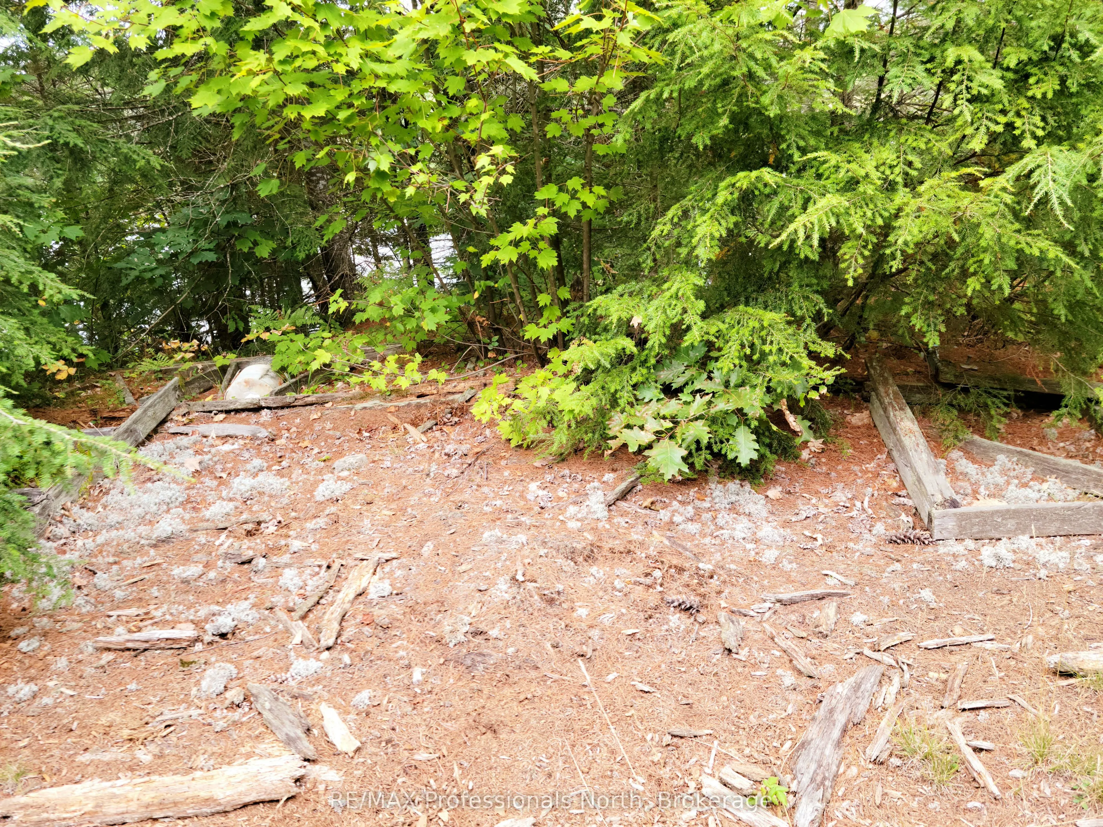LOT 9 & 10 CONCESSION 5