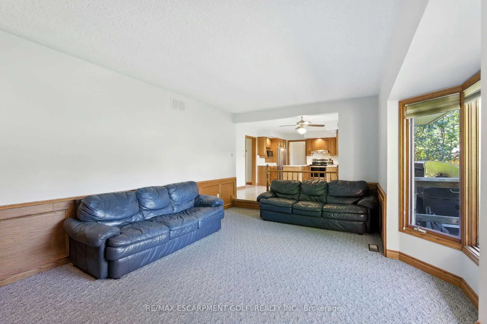 32 Deerpark Crescent