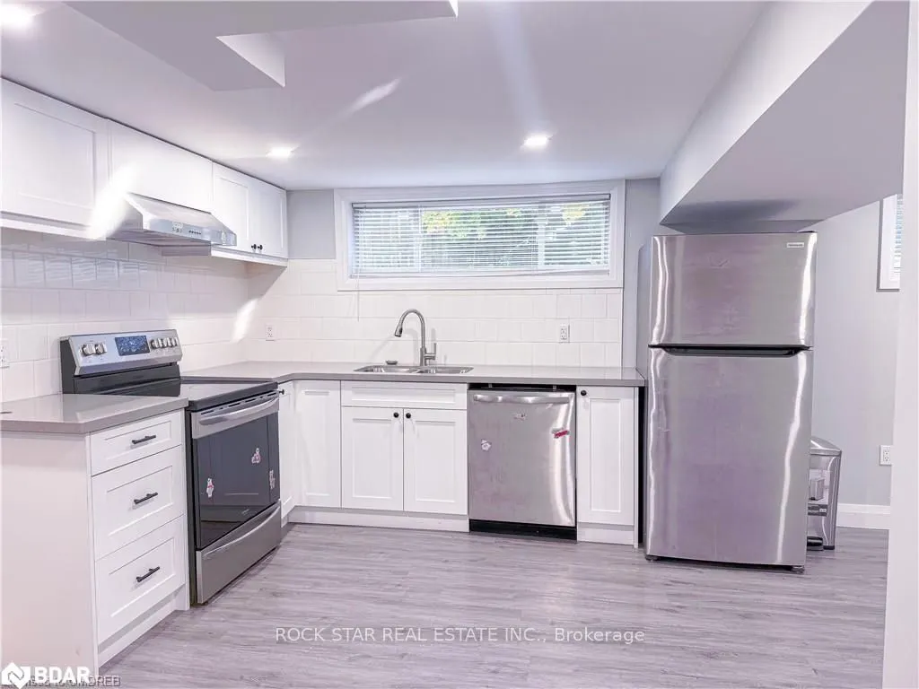 88 Burkholder Drive, #Lower