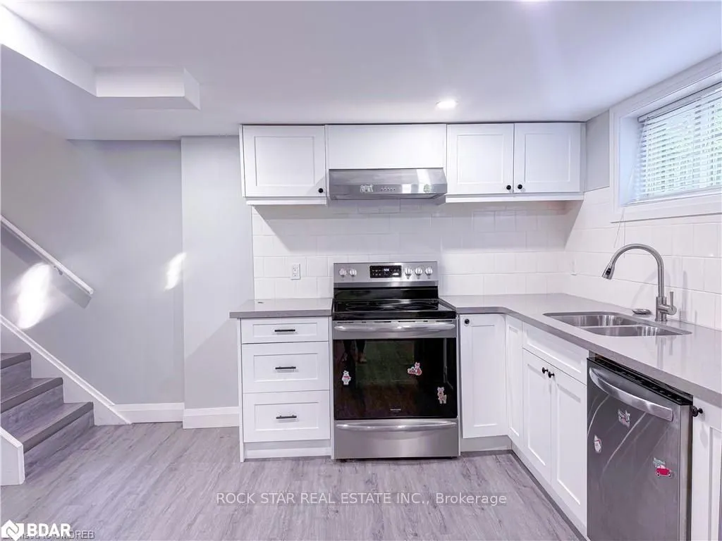 88 Burkholder Drive, #Lower