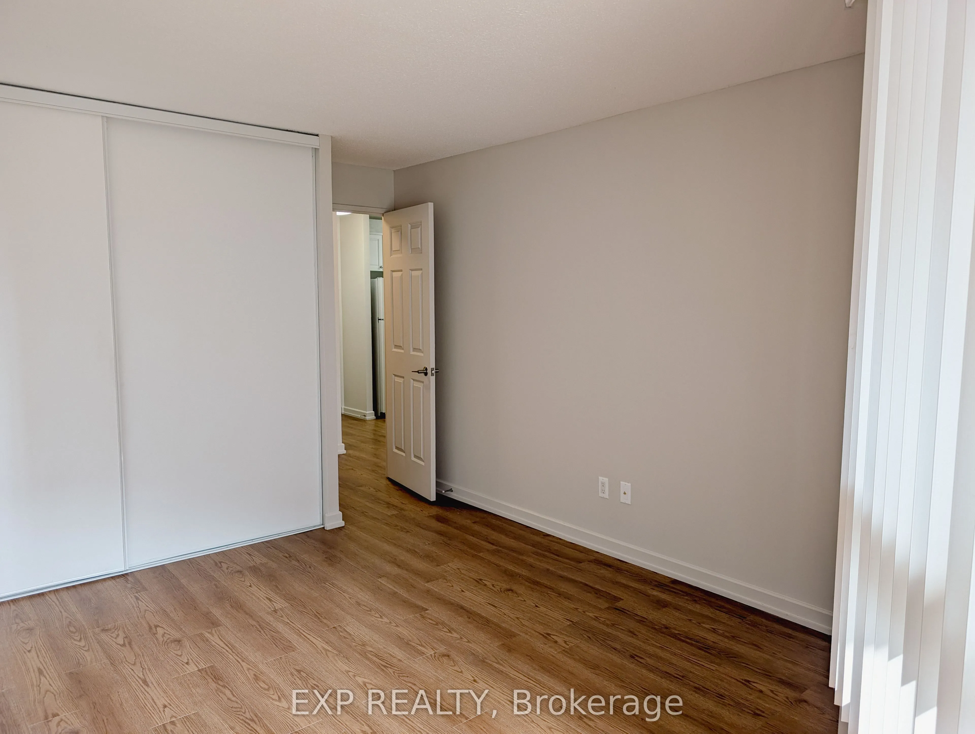 1320 Richmond Road, #617