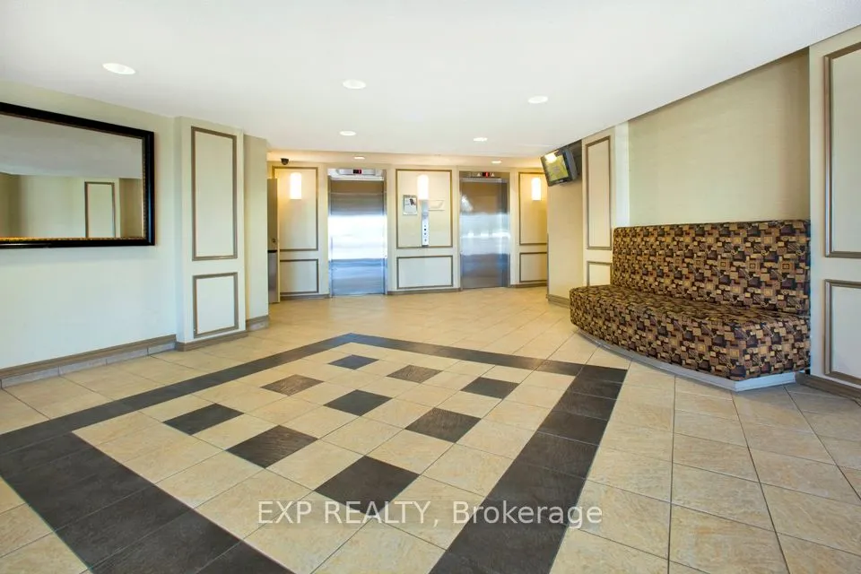 1320 Richmond Road, #617