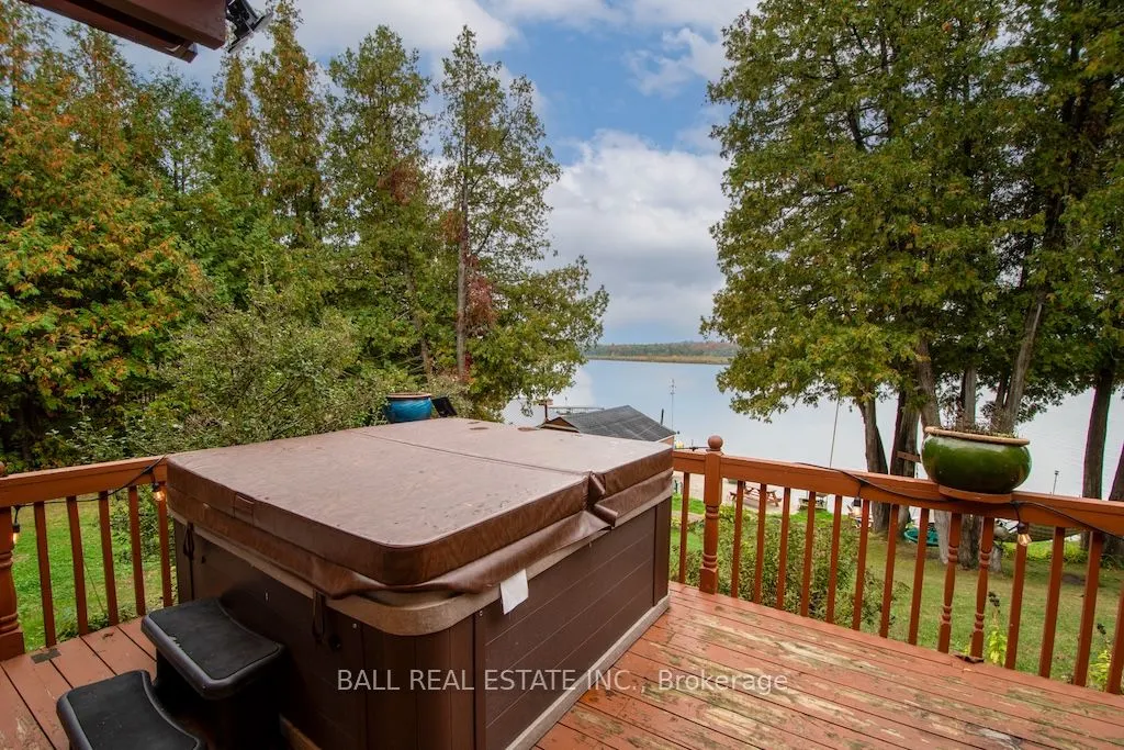 275 Muskie Mile Lane