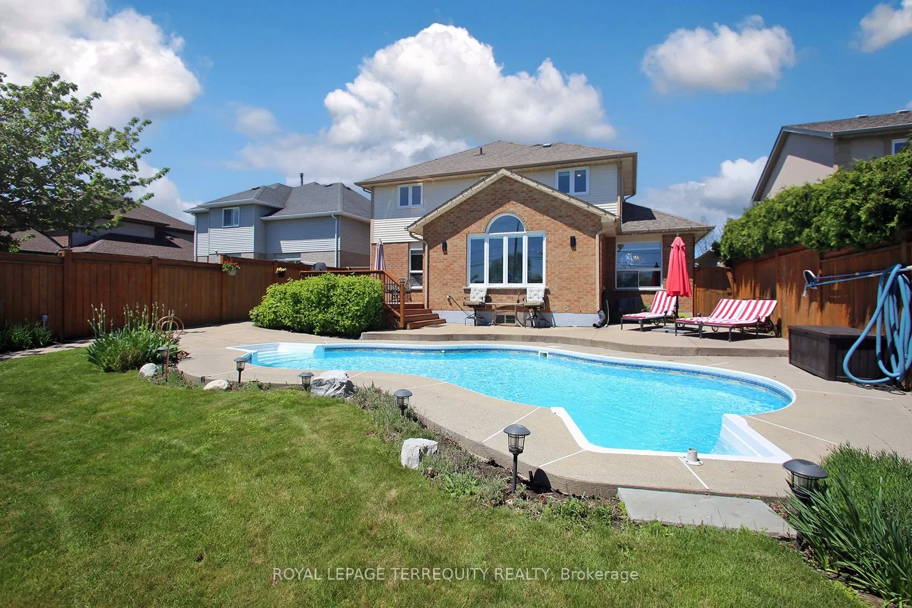3 Riviera Ridge