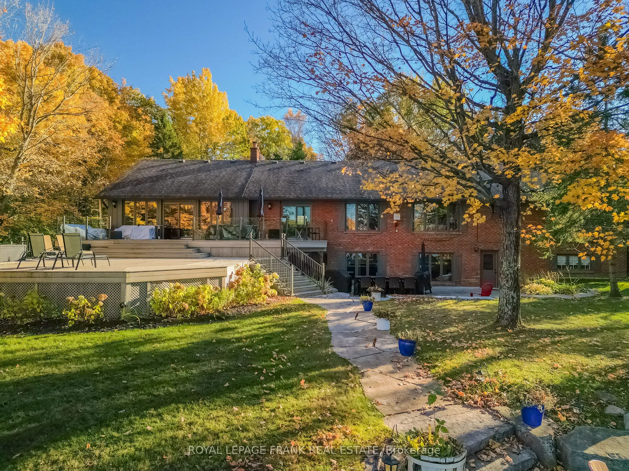 1187 Lakehurst Road