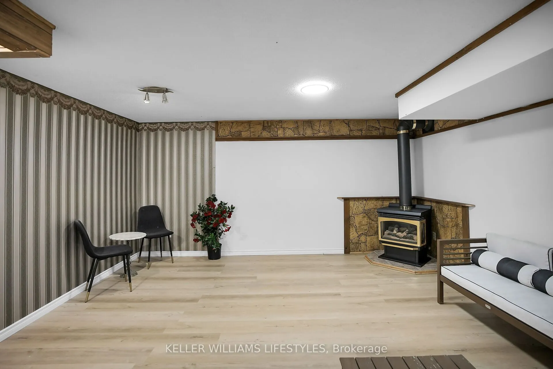 230 Clarke Road, #4